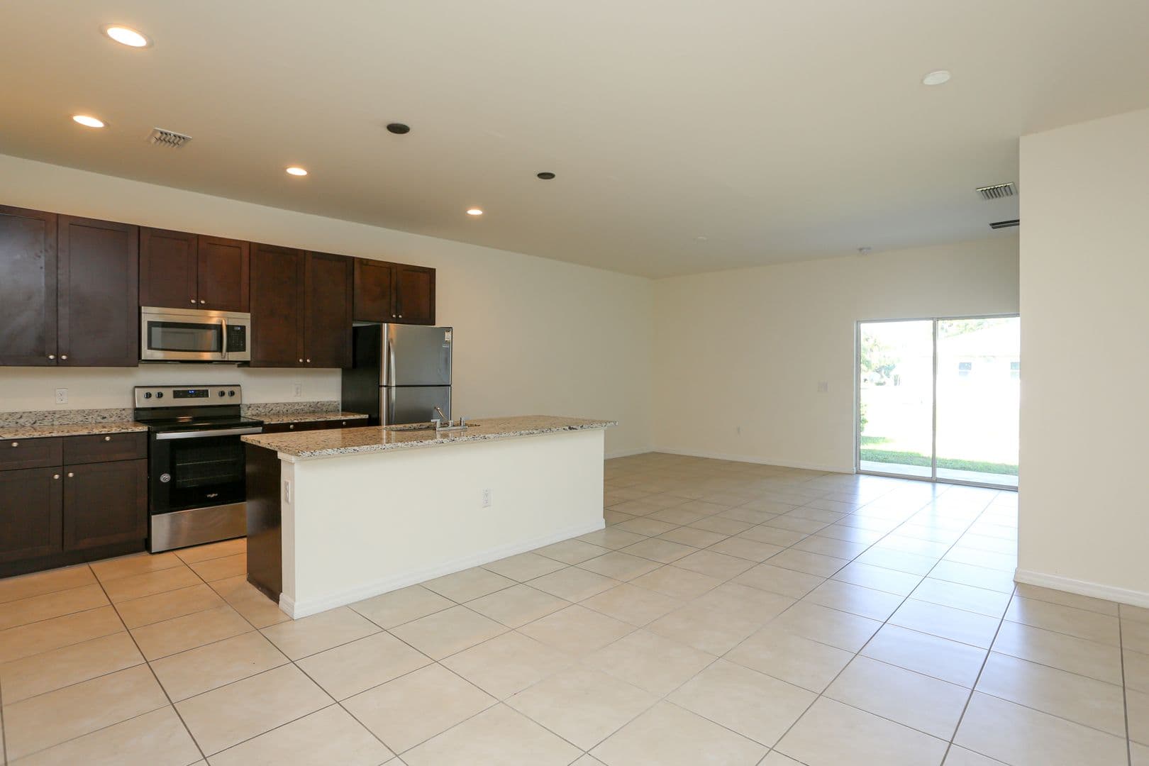 Naples Apartment: 2061 Sunshine Boulevard
