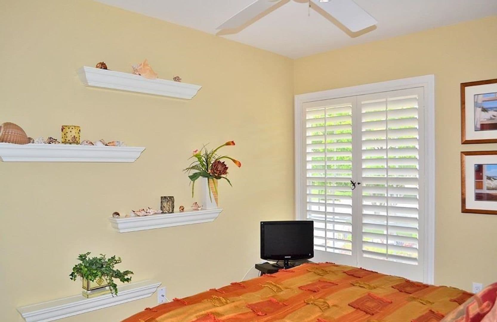 Naples House: 5635 Turtle Bay Drive #6