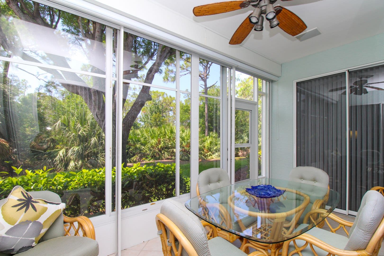 Naples Condo: 817 Carrick Bend Circle Unit 101
