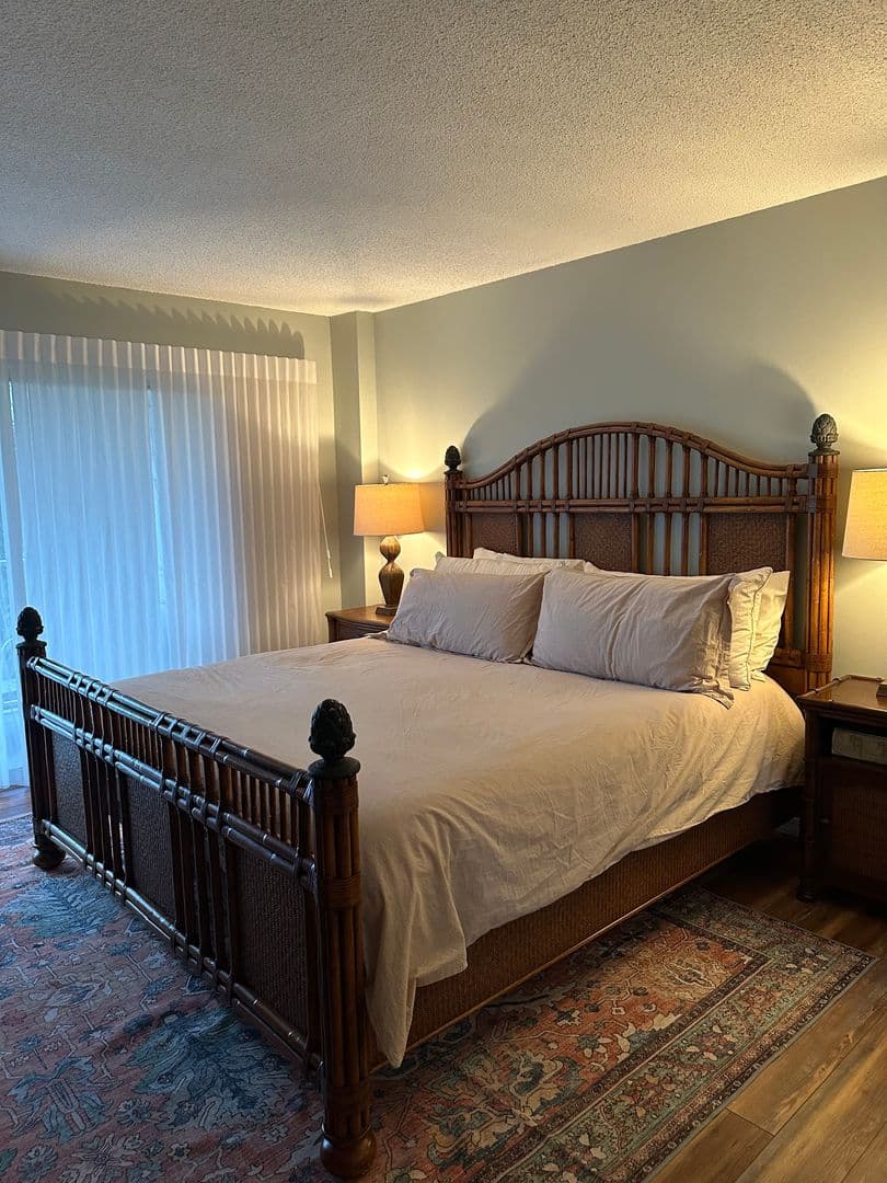 Naples Condo: 1300 Gulf Shore Blvd North Unit #304