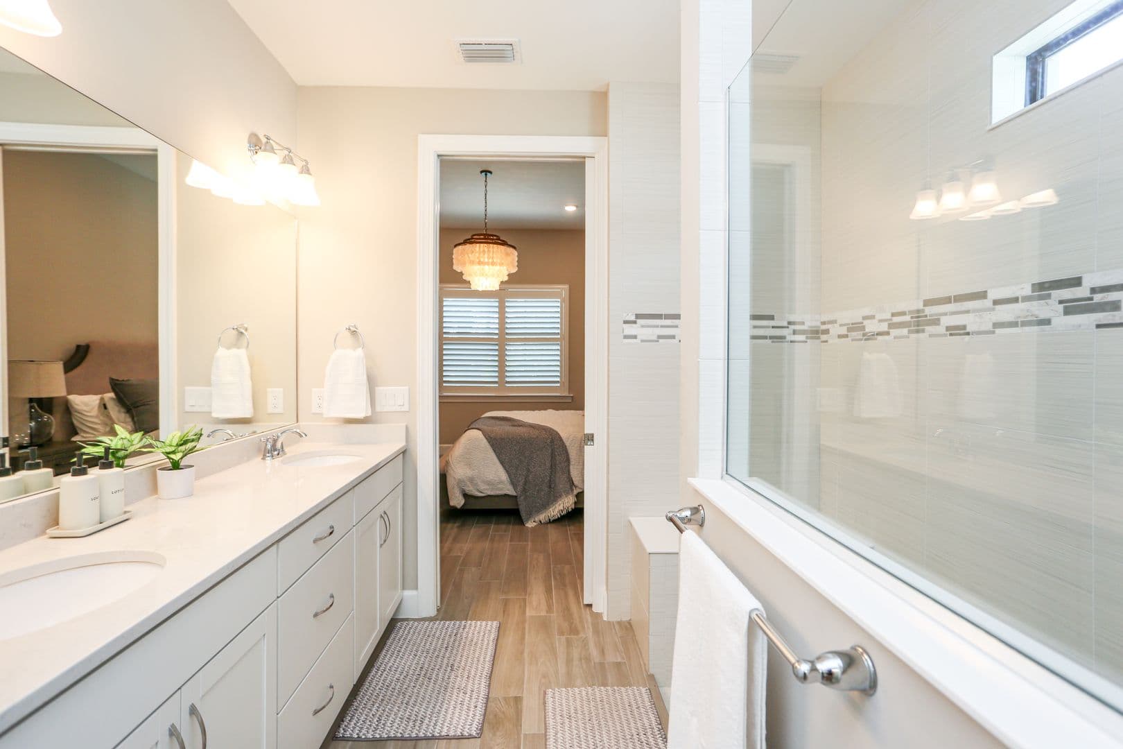 Naples House: 9716 Everglades Drive