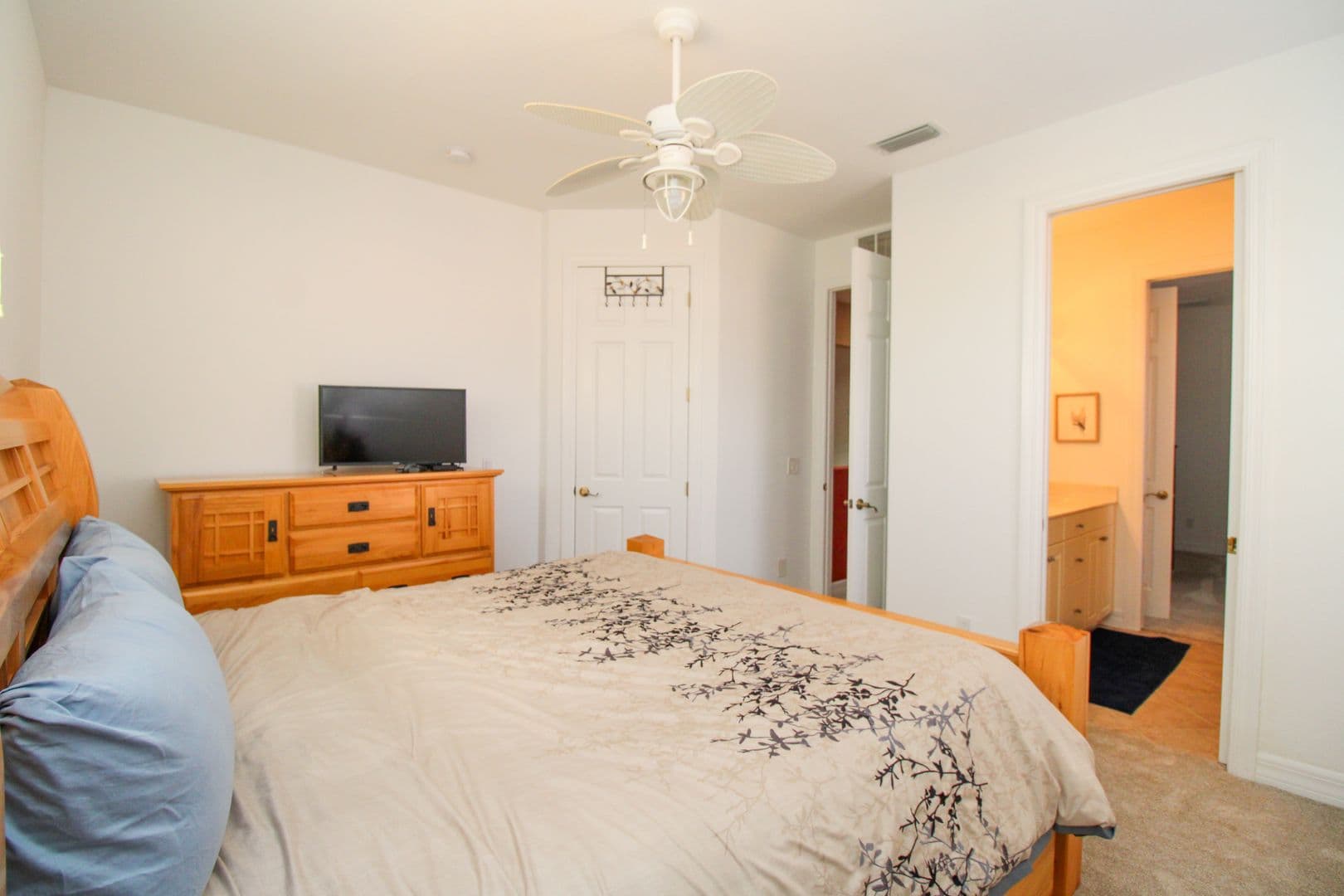 Bonita Springs House: 28130 L Burton Fletcher