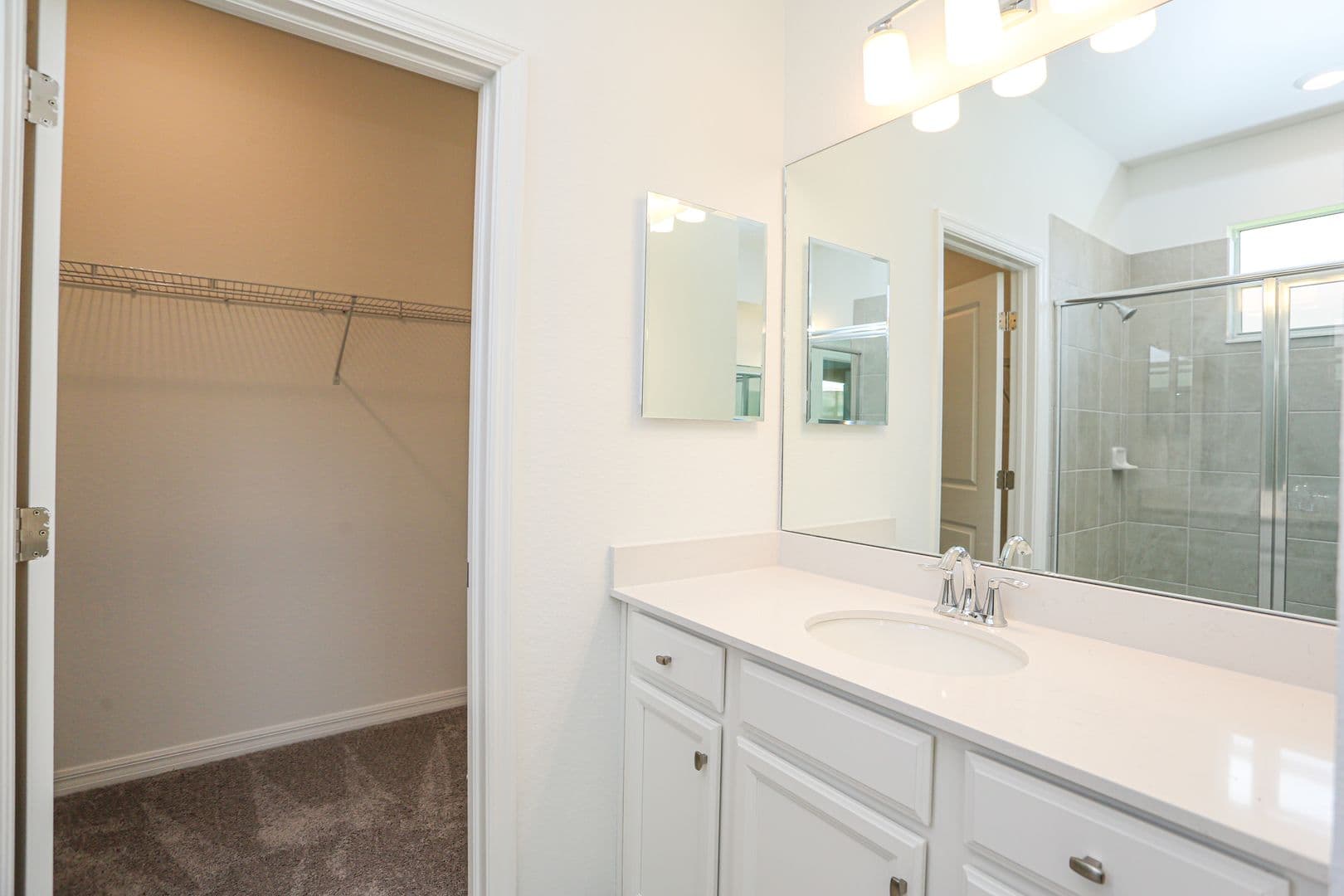 Naples House: 2599 Vine Avenue