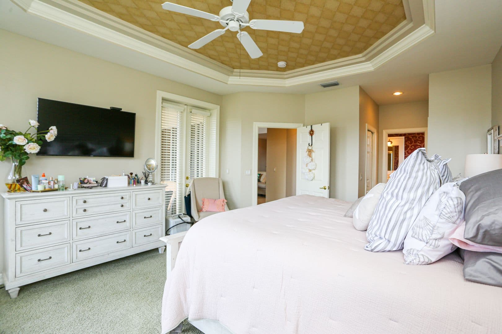 Naples House: 5945 Paradise Circle