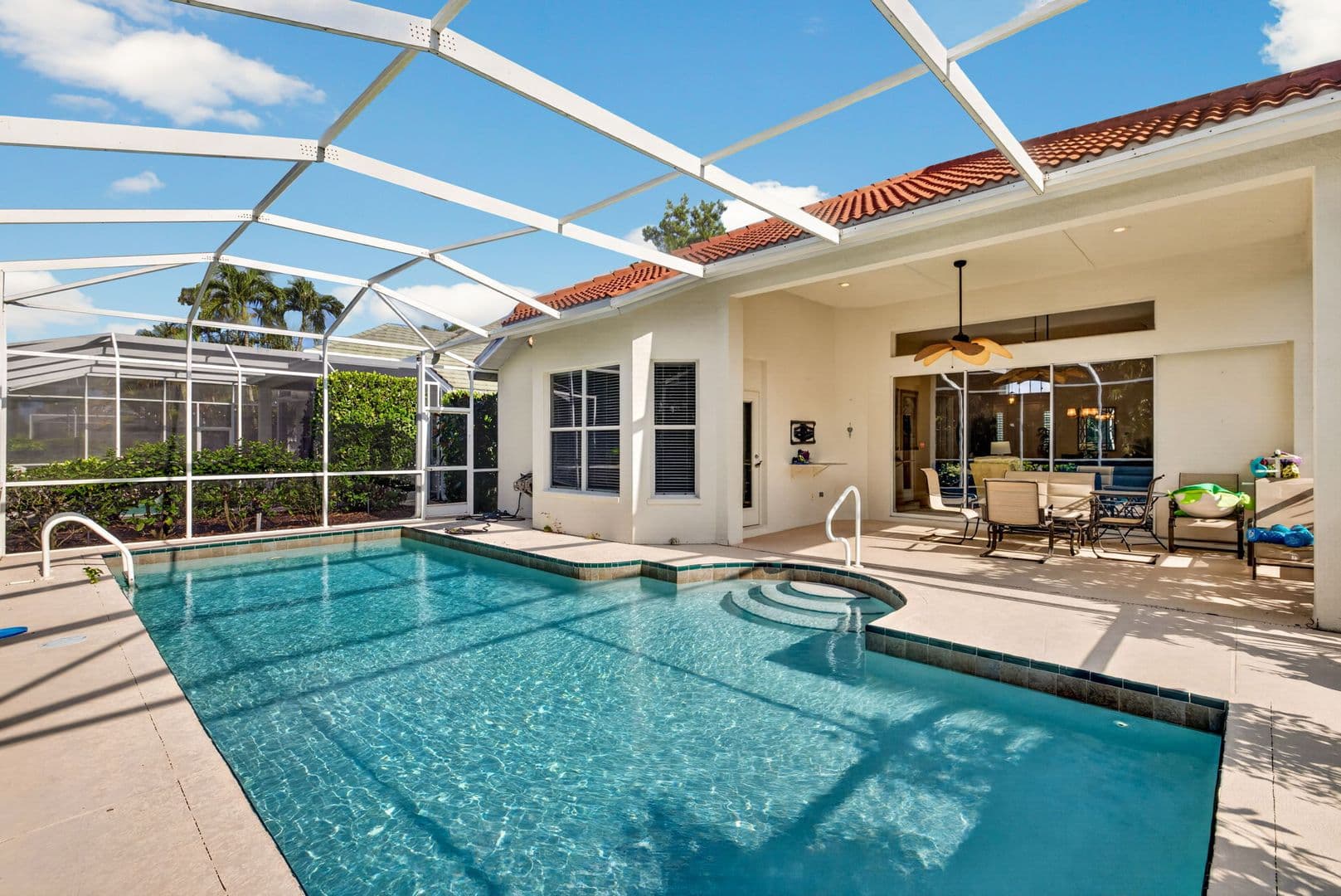 Naples House: 1789 Winding Oaks Way