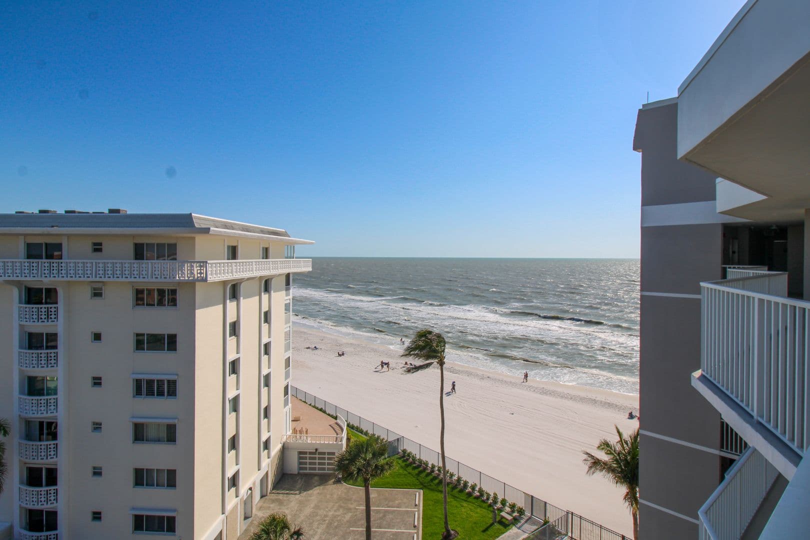 Naples Condo: 3443 Gulf Shore Boulevard N Unit 213