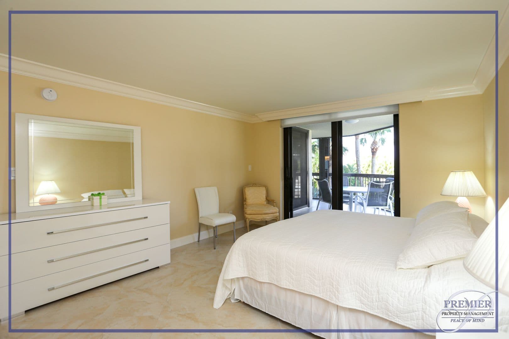 Naples Condo: 4551 Gulf Shore Boulevard N Unit 301