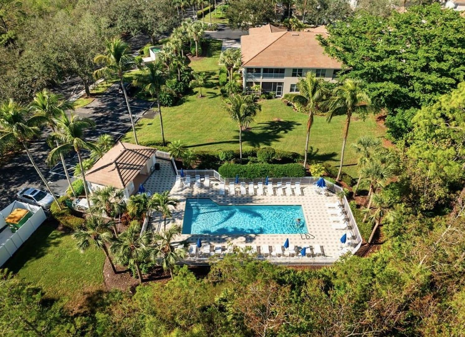 Naples Condo: 817 Carrick Bend Circle Unit 101