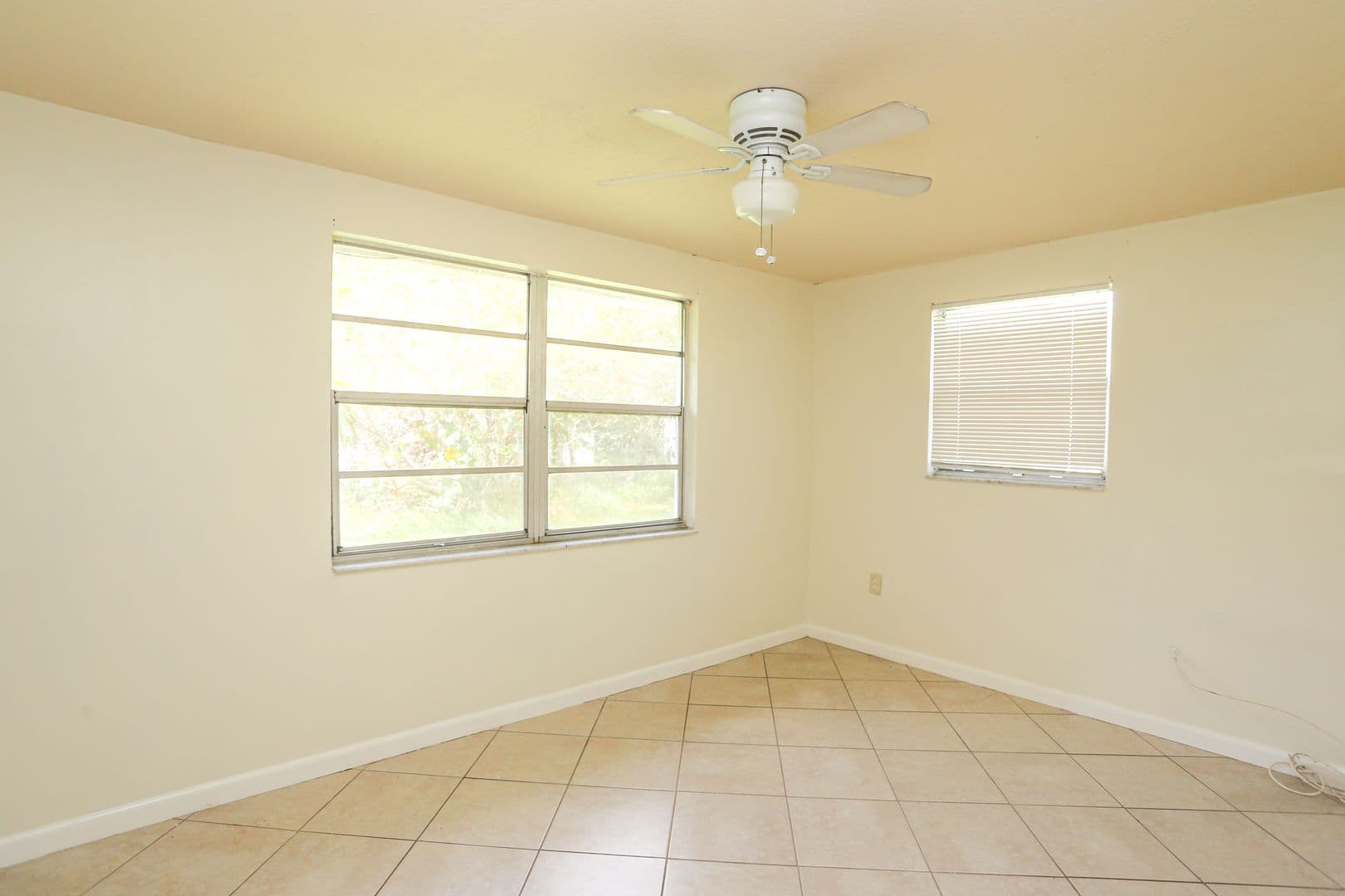 Naples House: 159 5th Street