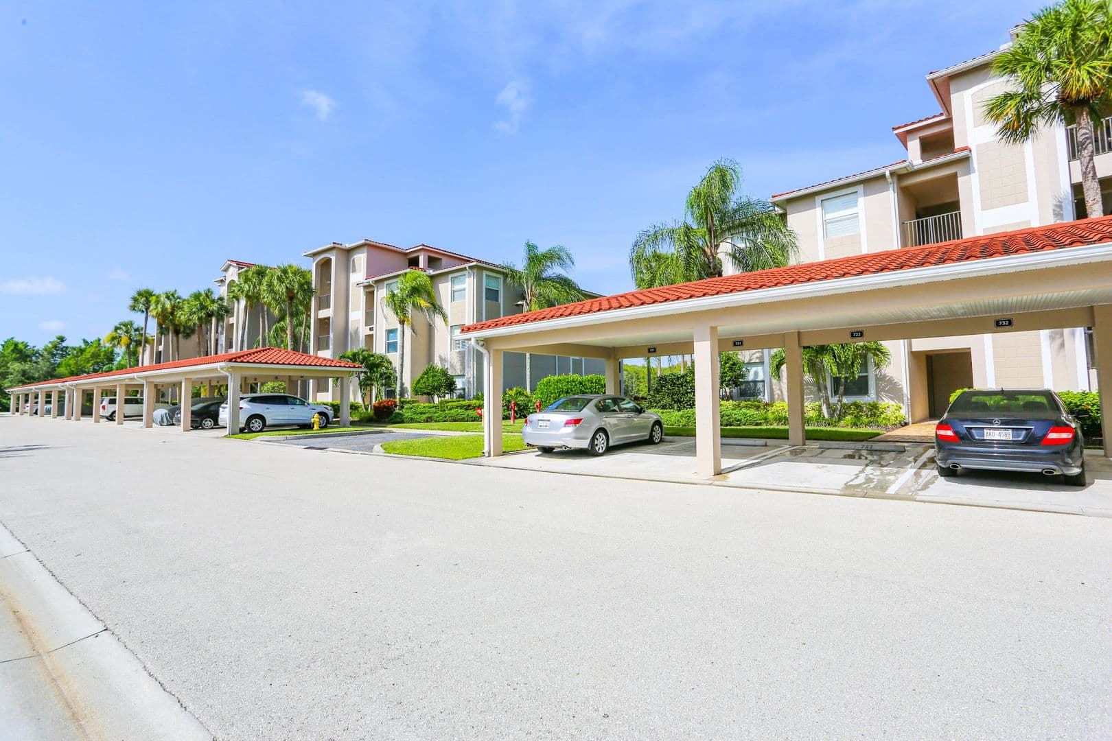 Naples House: 10275 Heritage Bay Boulevard #724