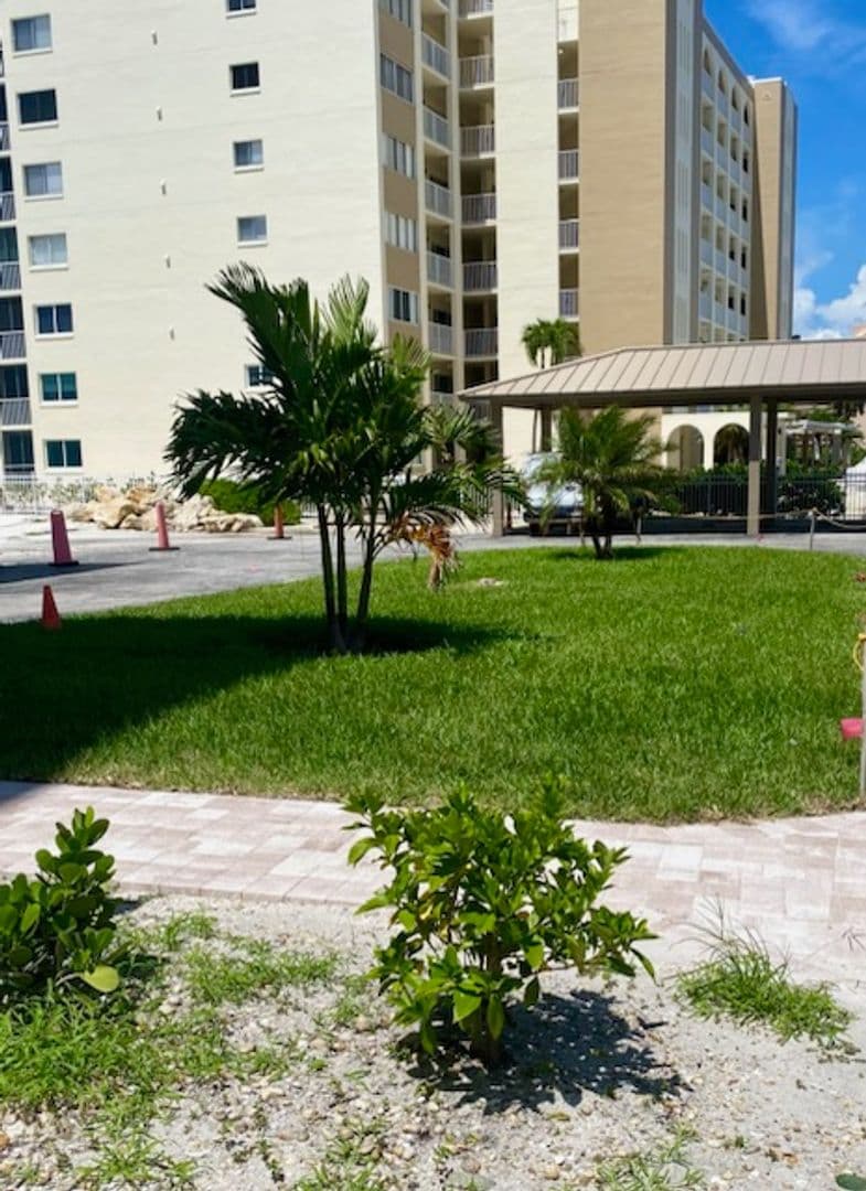 Bonita Springs Condo: 25900 Hickory Boulevard Apartment 804