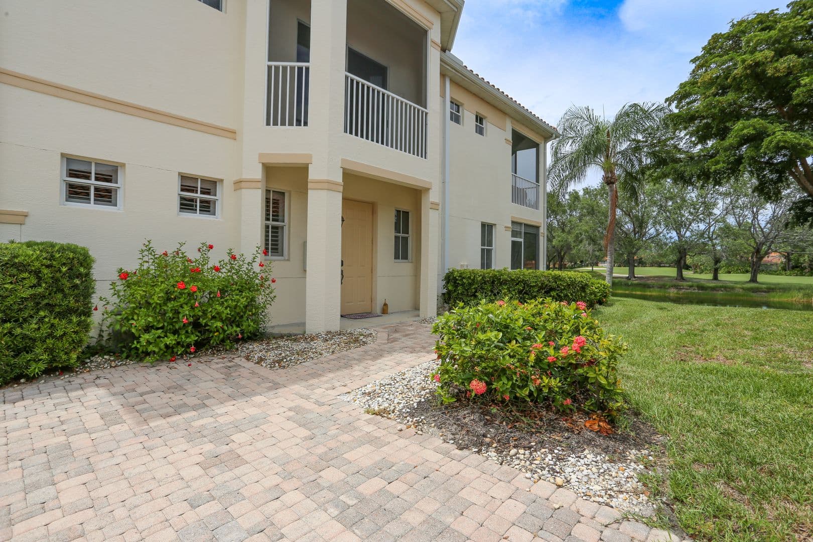 Bonita Springs House: 9111 Las Maderas Drive Unit 102