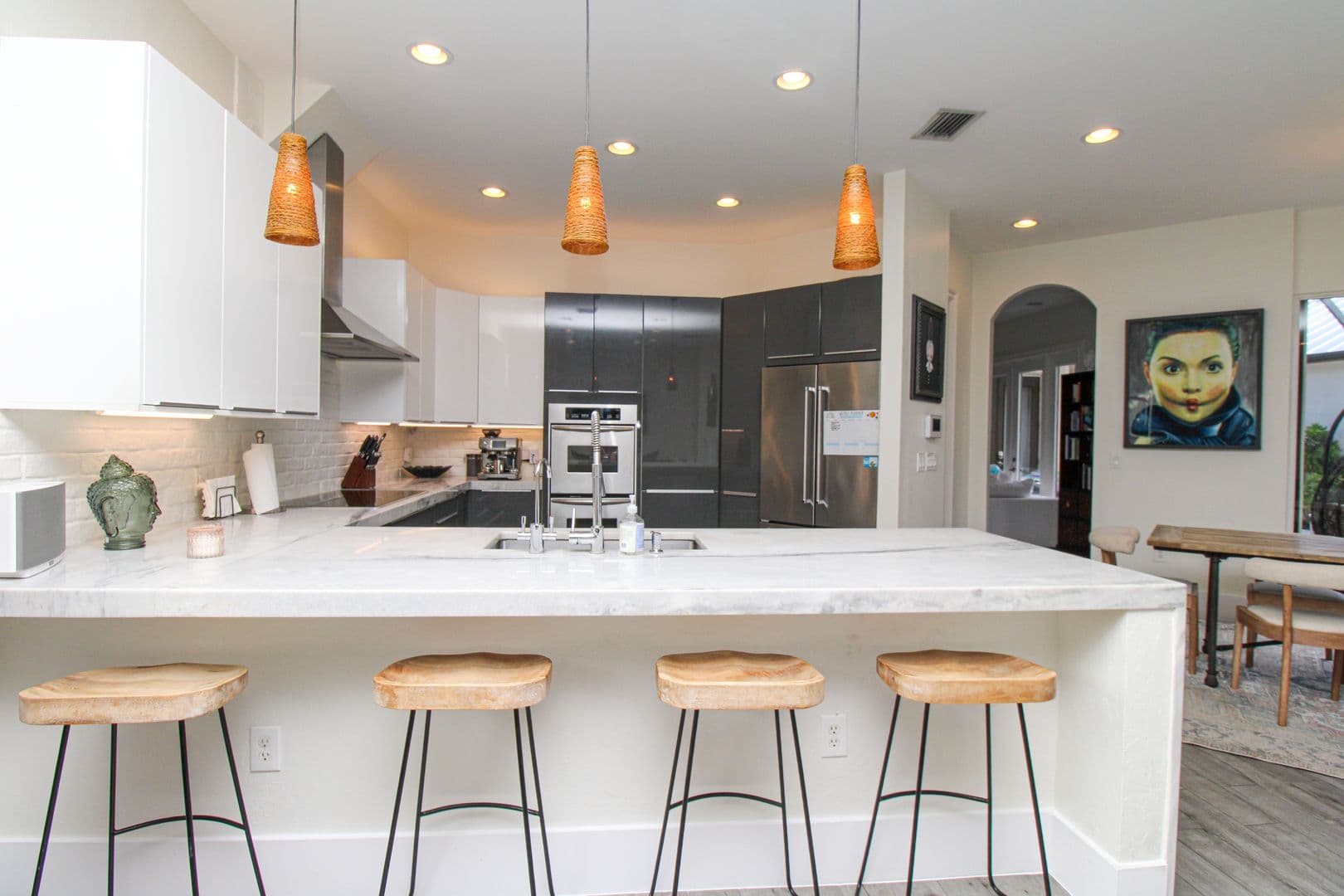 Naples House: 647 110th Avenue North