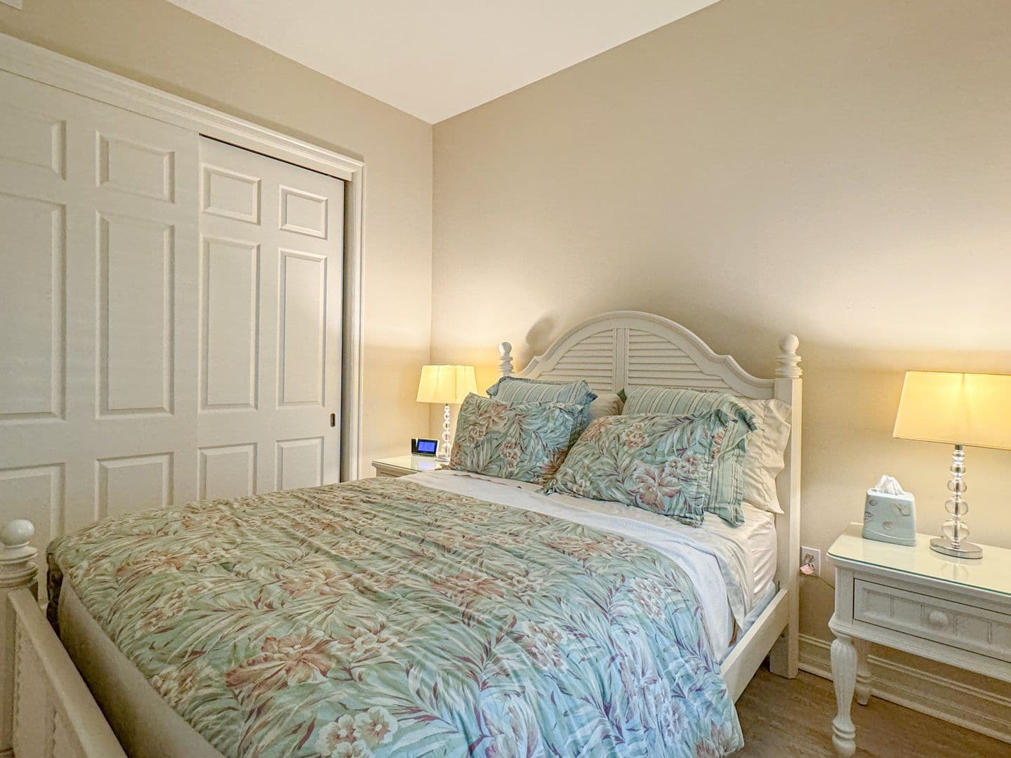 Naples House: 6017 Trophy Drive #601