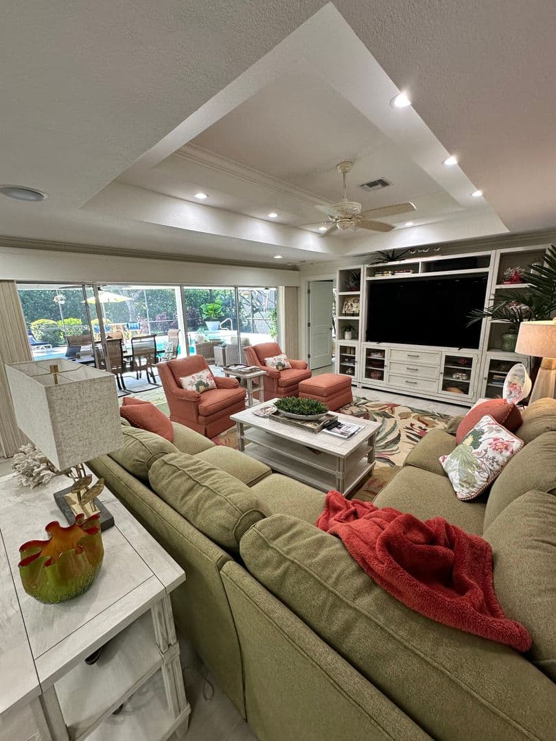 Naples House: 740 Willowhead Drive