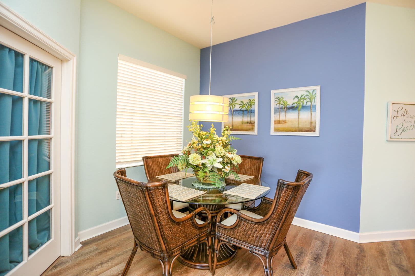 Estero House: 8565 Via Garibaldi #203
