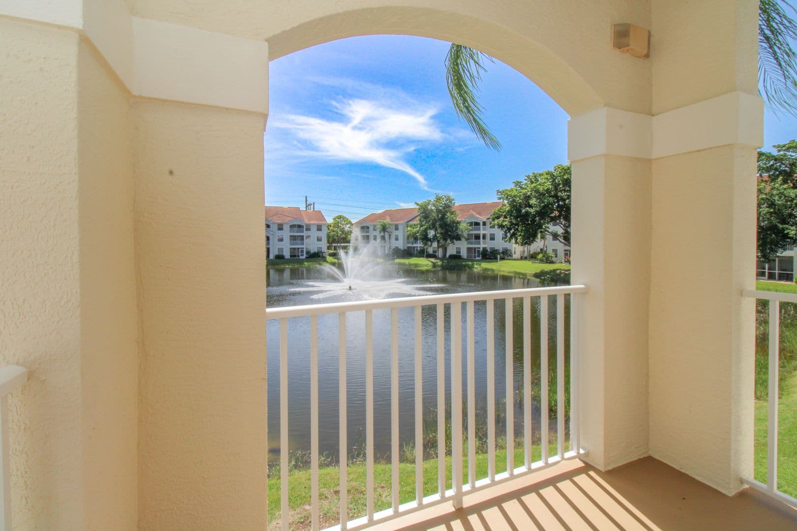 Naples Condo: 4630 St. Croix Lane #827