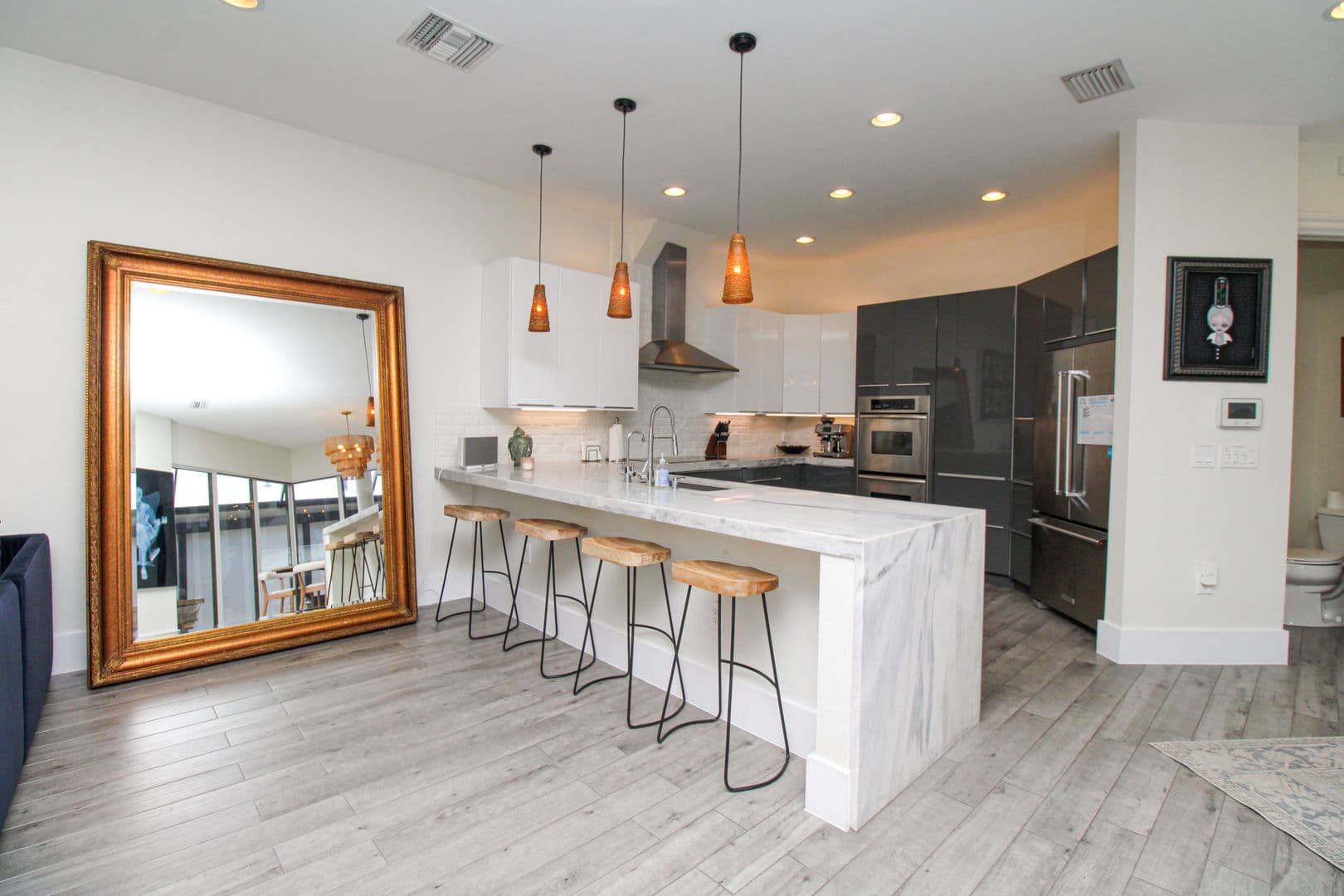 Naples House: 647 110th Avenue North