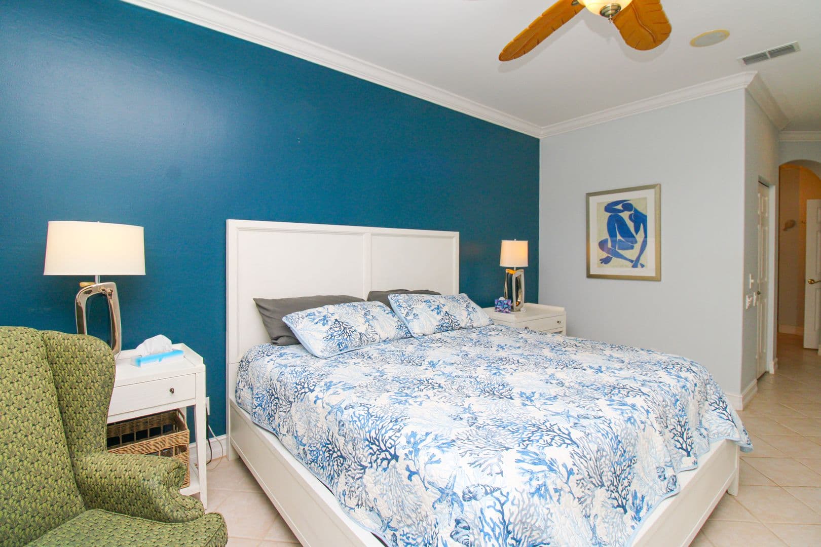 Naples Condo: 817 Carrick Bend Circle Unit 101