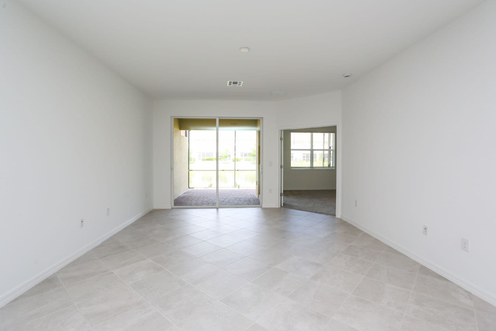 Naples House: 2599 Vine Avenue