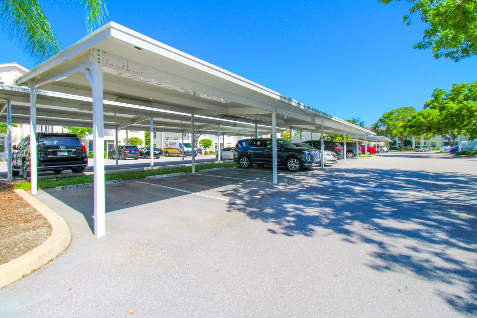 Naples Condo: 4630 St. Croix Lane #827