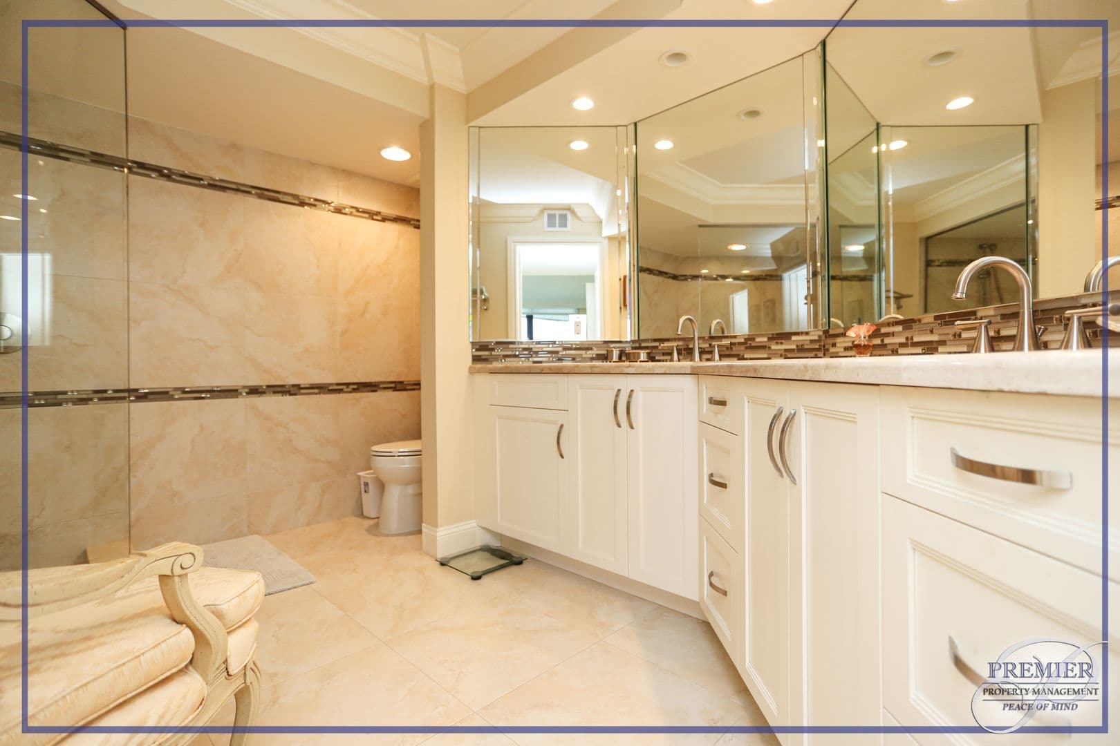 Naples Condo: 4551 Gulf Shore Boulevard N Unit 301