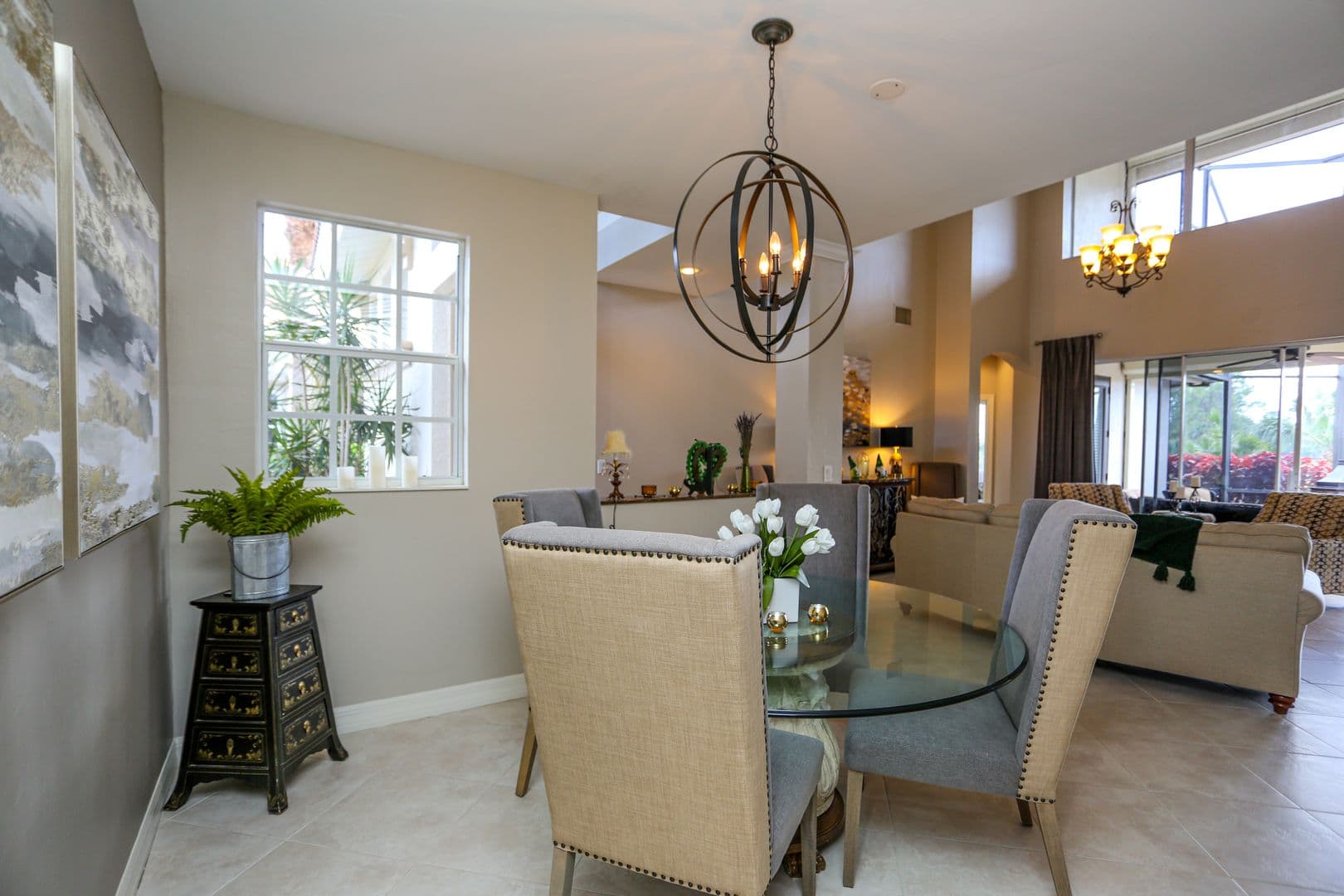 Naples House: 5945 Paradise Circle