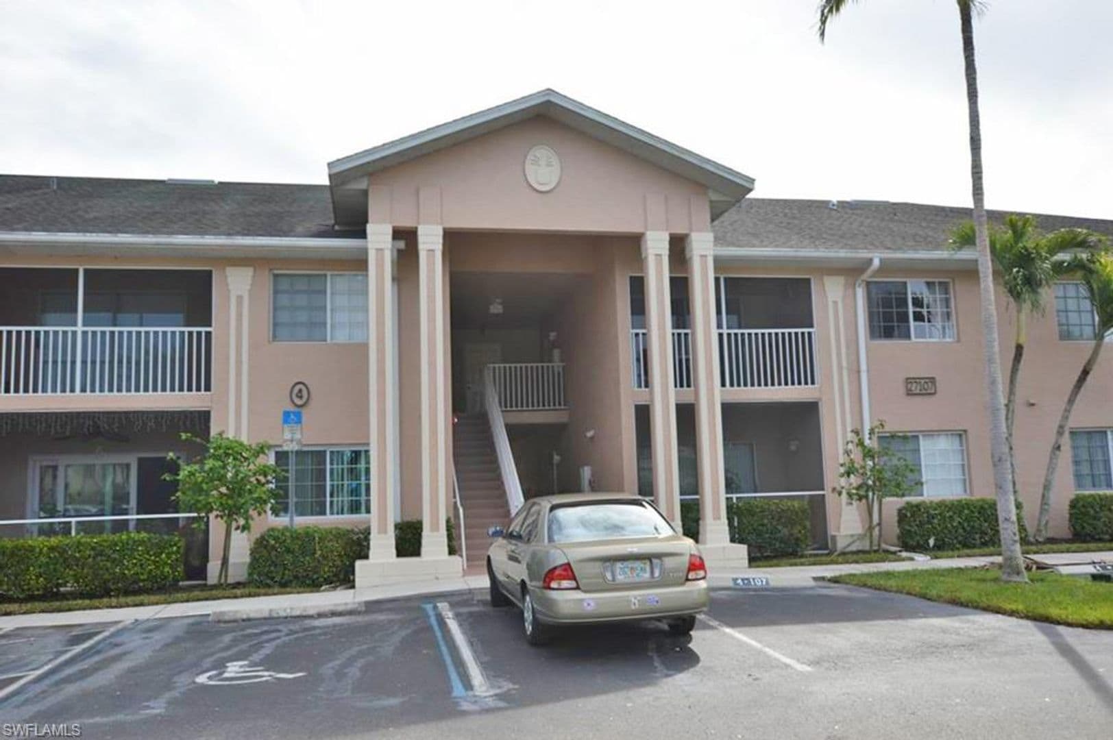 Bonita Springs House: 27107 Matheson Avenue Unit 4-108