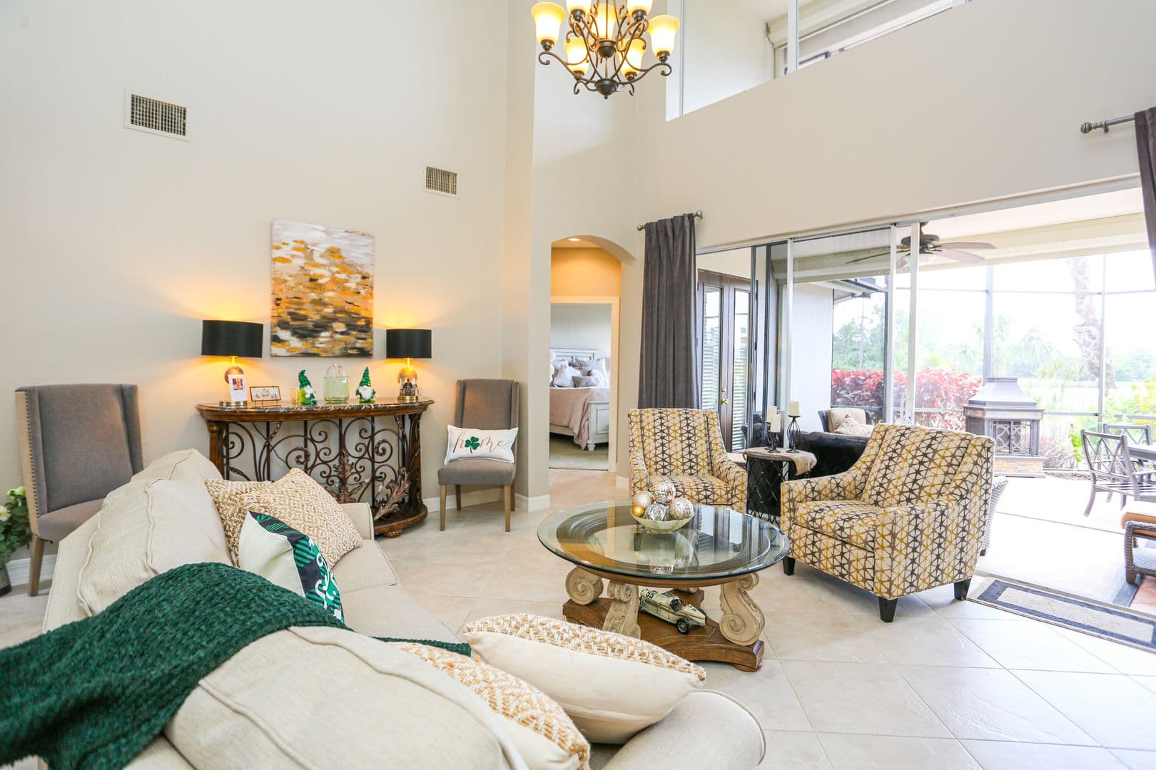 Naples House: 5945 Paradise Circle