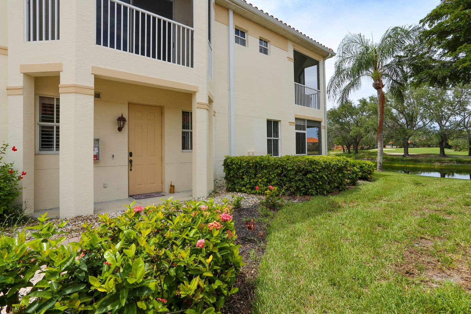 Bonita Springs House: 9111 Las Maderas Drive Unit 102