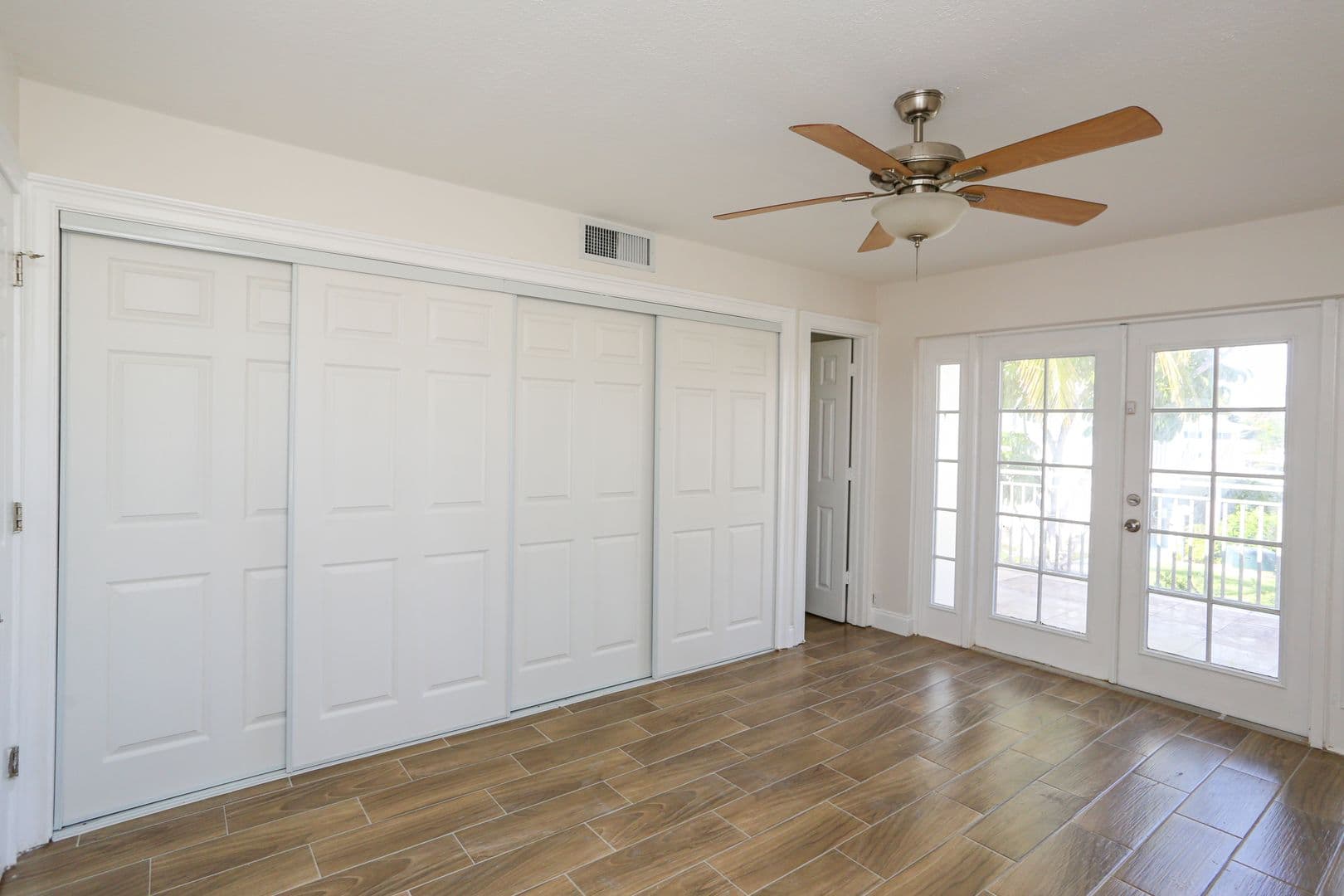 Naples House: 2102 Alamanda Drive Penthouse B