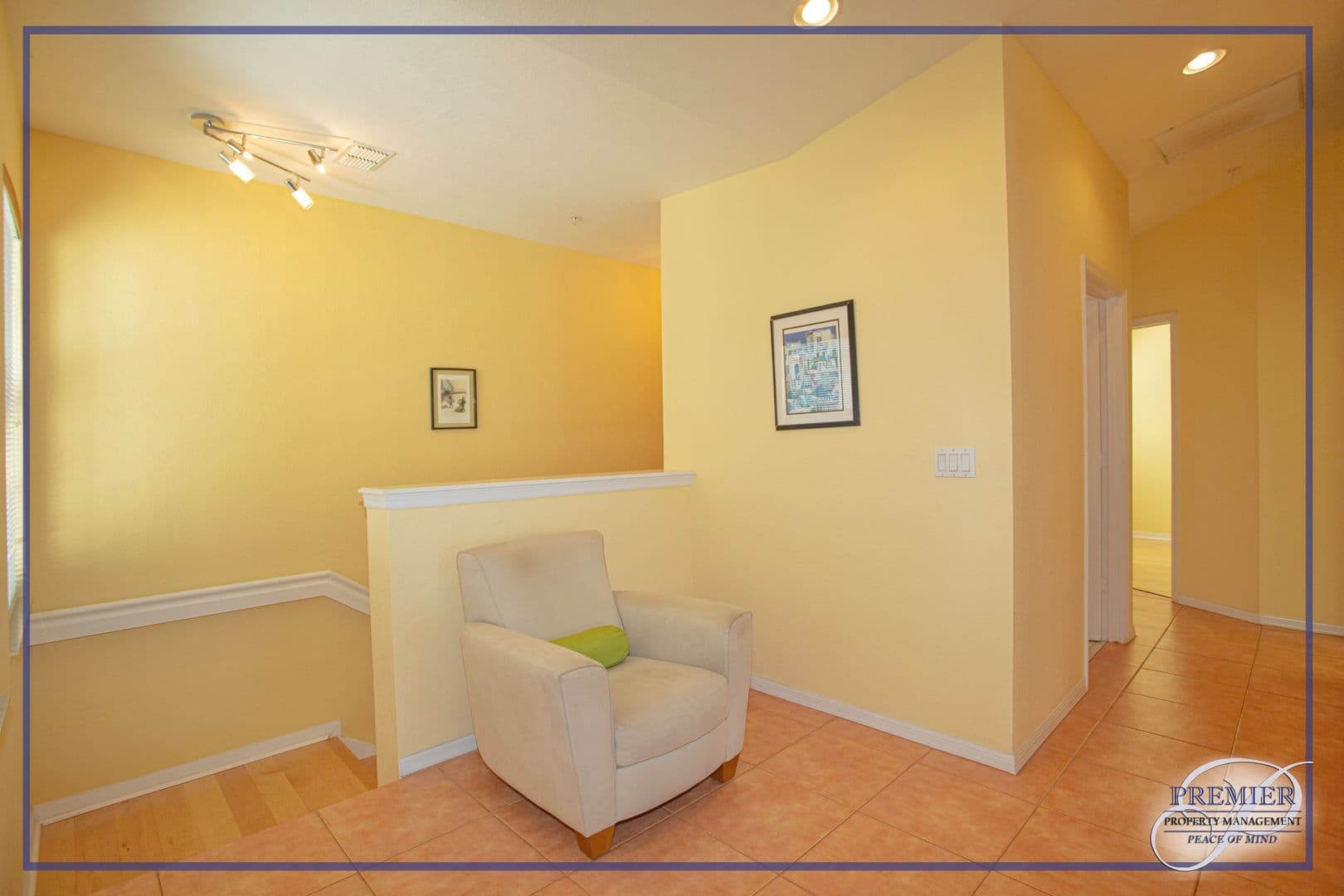 Naples House: 6855 Satinleaf Road South #202