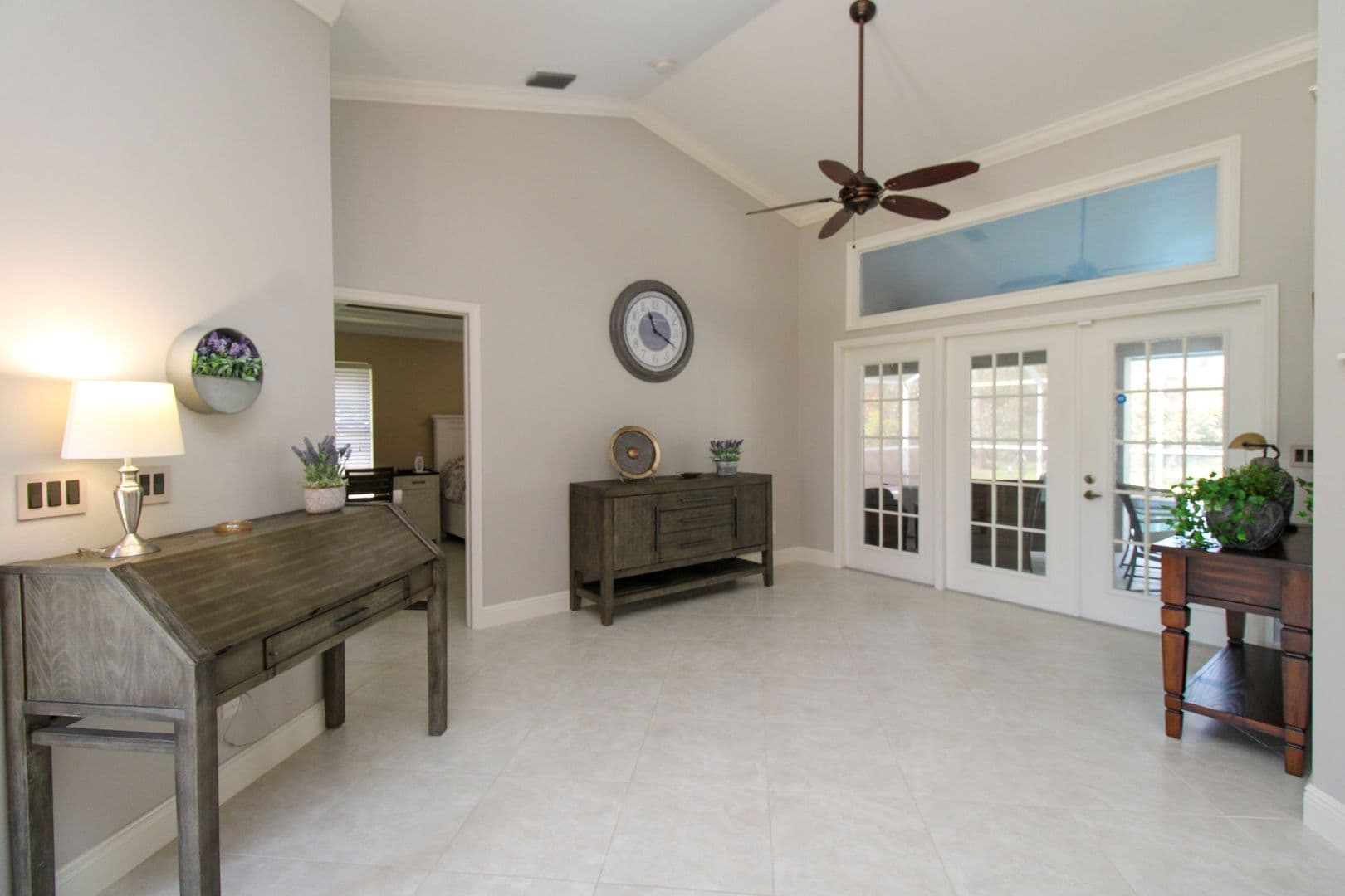 Naples House: 333 Wentworth Court