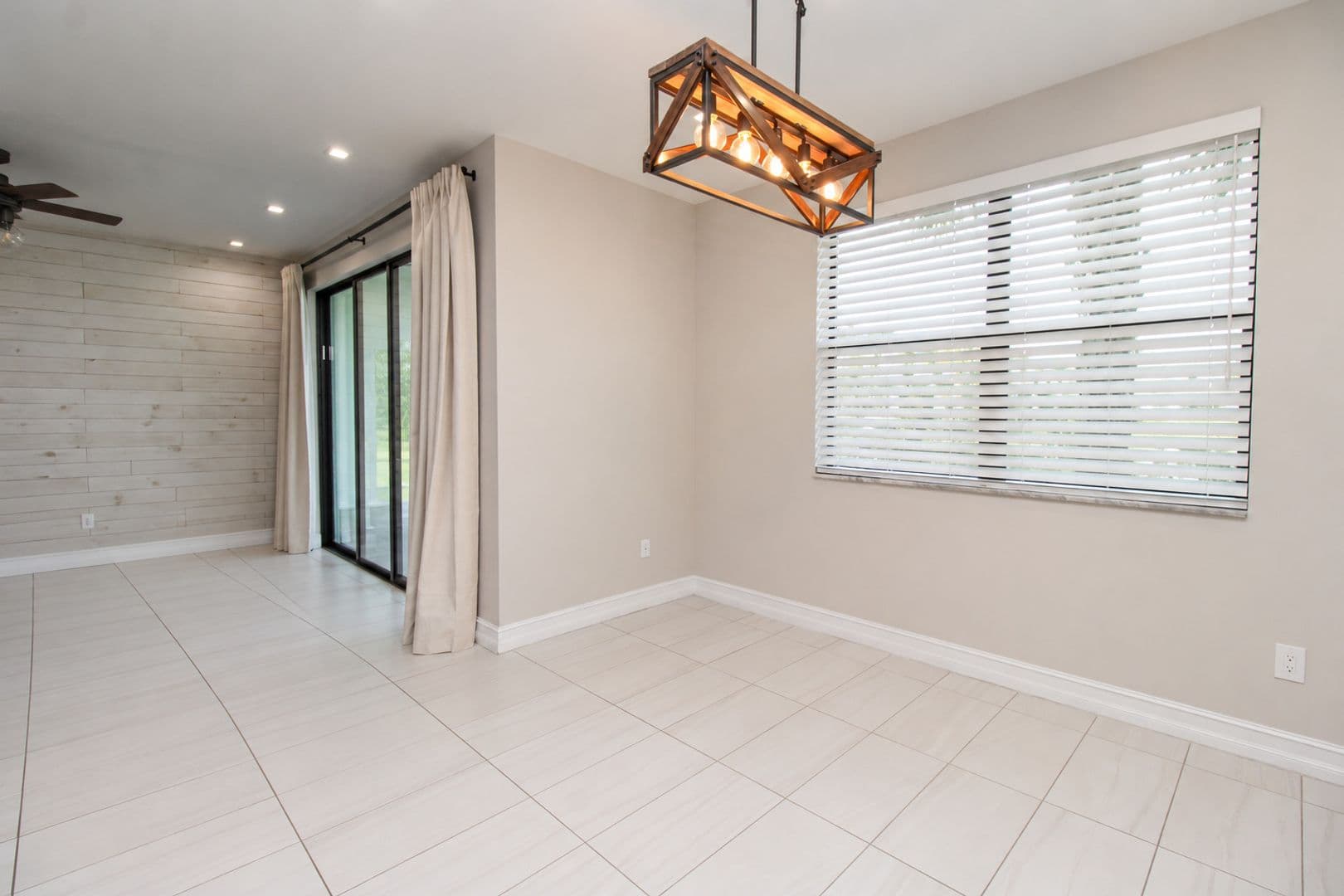 Naples House: 7421 Rockefeller Drive