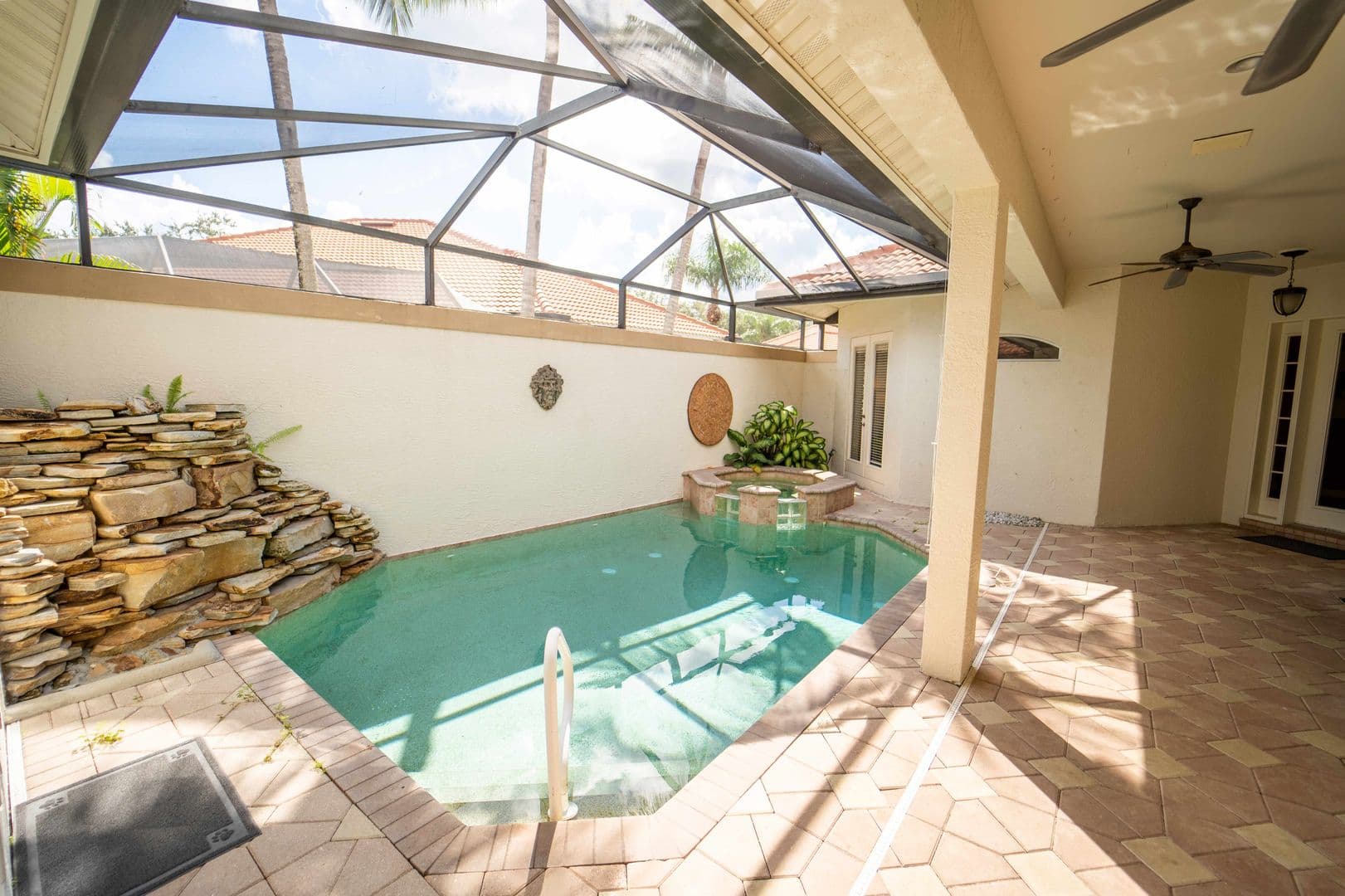 Naples House: 5886 Paradise Circle