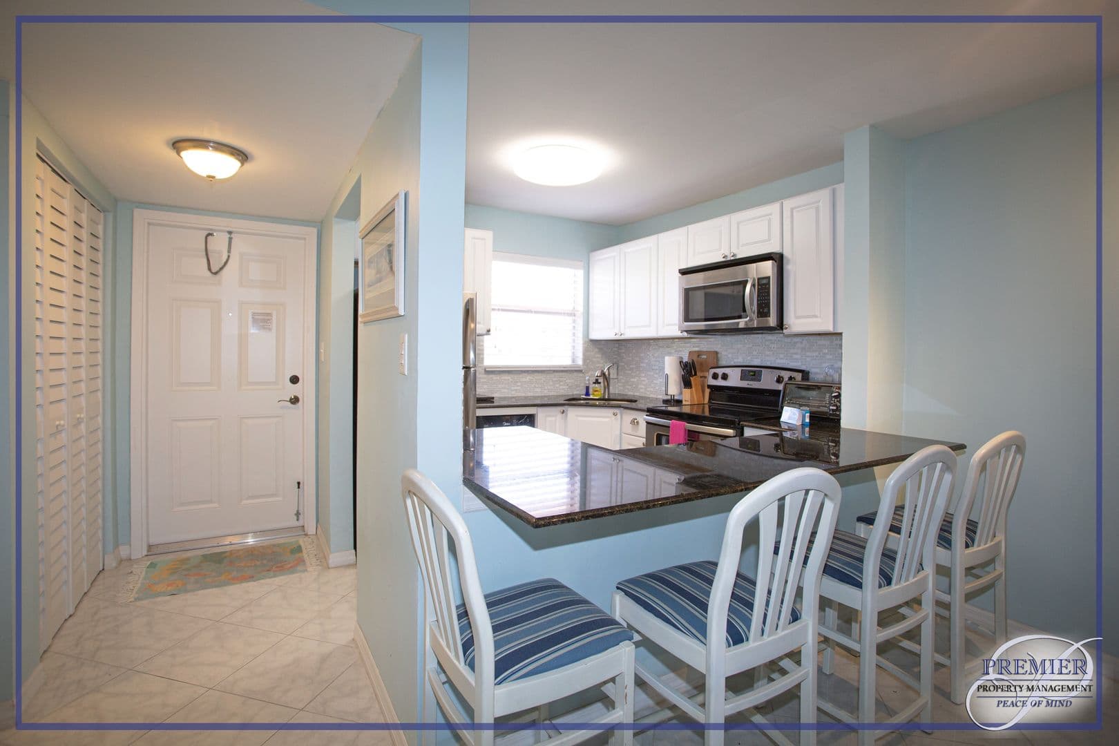 Naples House: 225 Turtle Lake Court #106