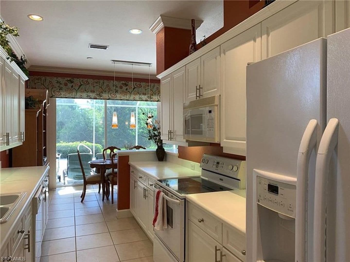 Naples House: 14780 Glen Eden Drive