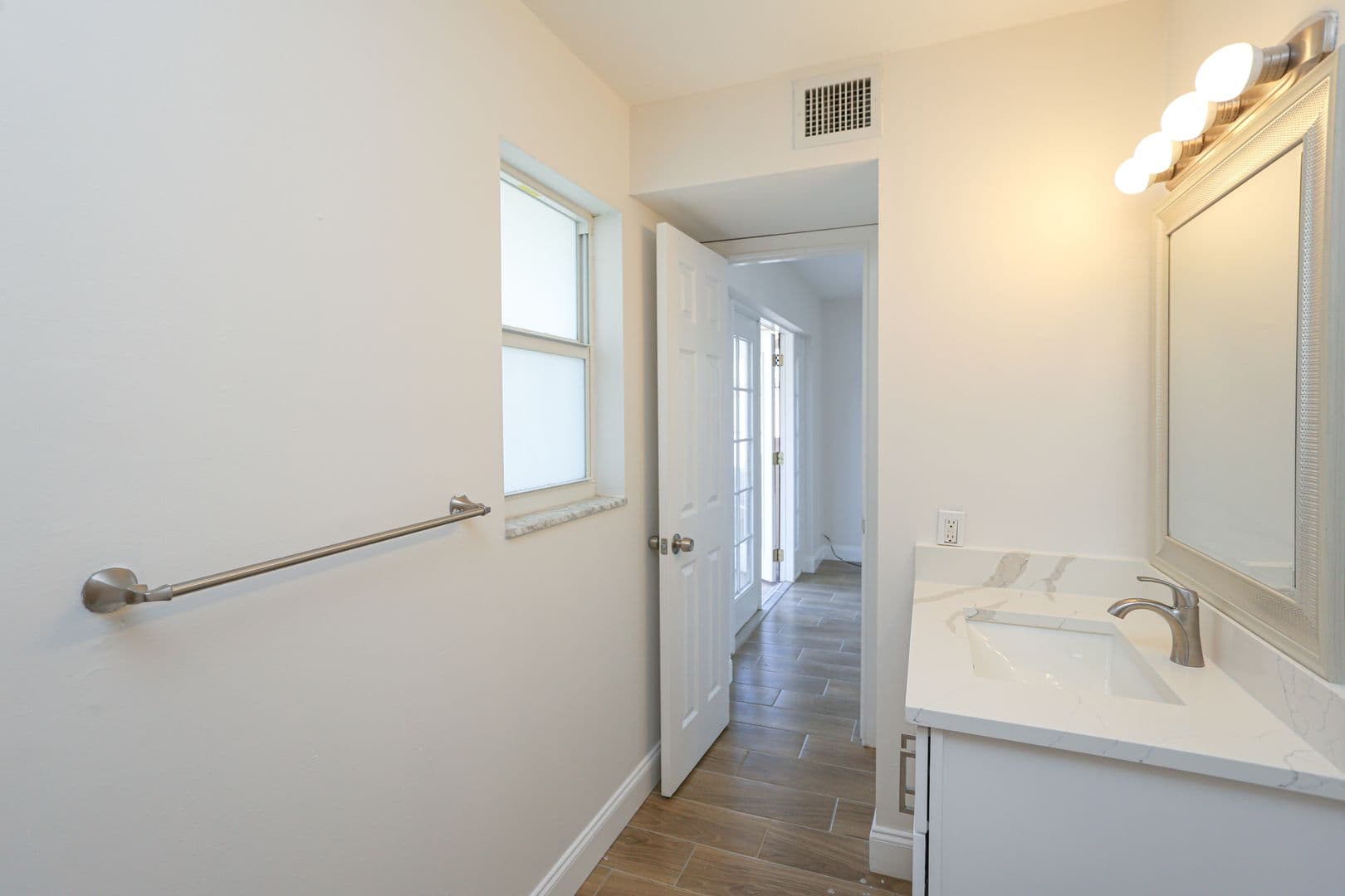 Naples House: 2102 Alamanda Drive Penthouse B