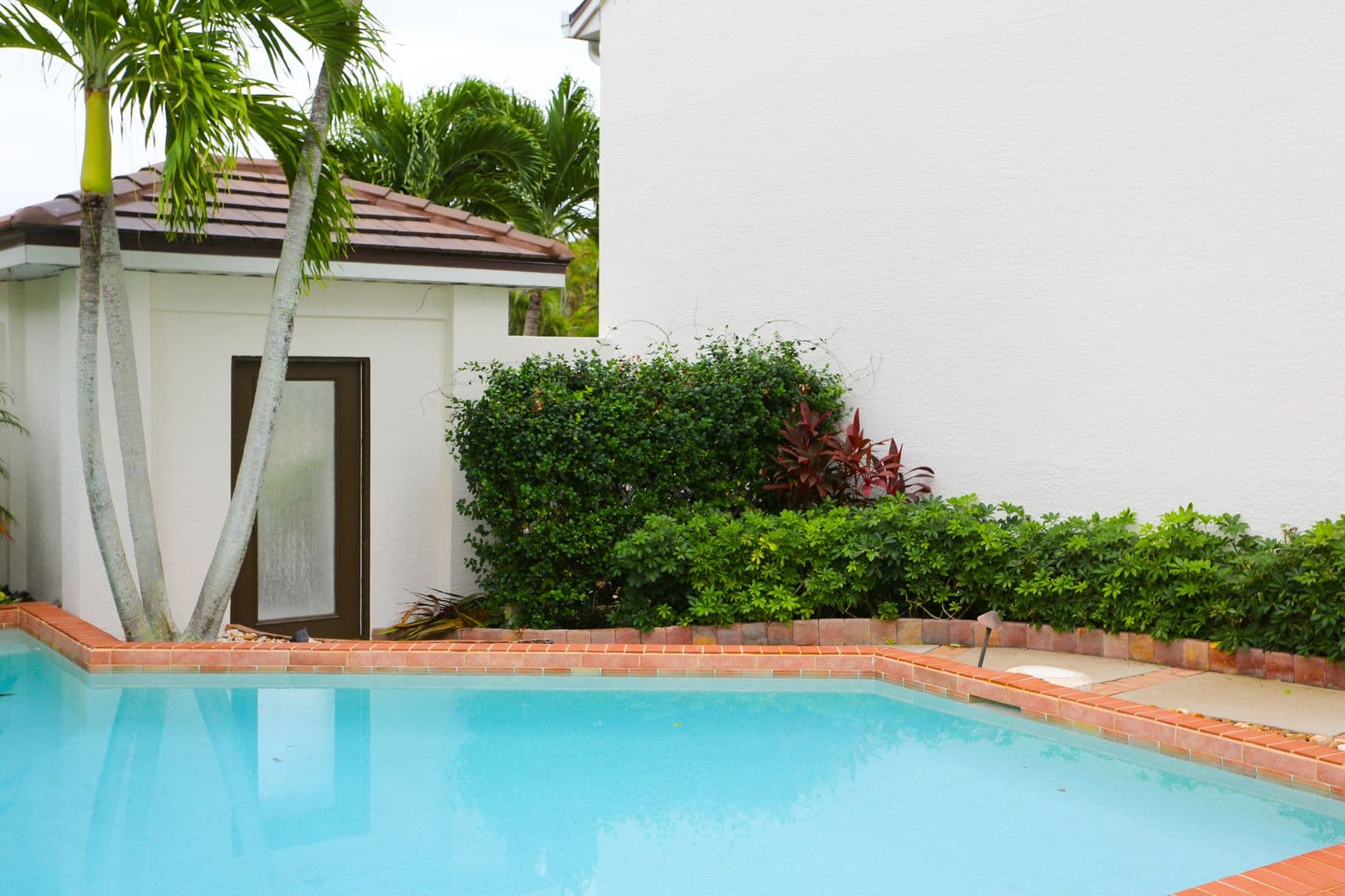 Naples House: 1136 6th Street South Unit 5