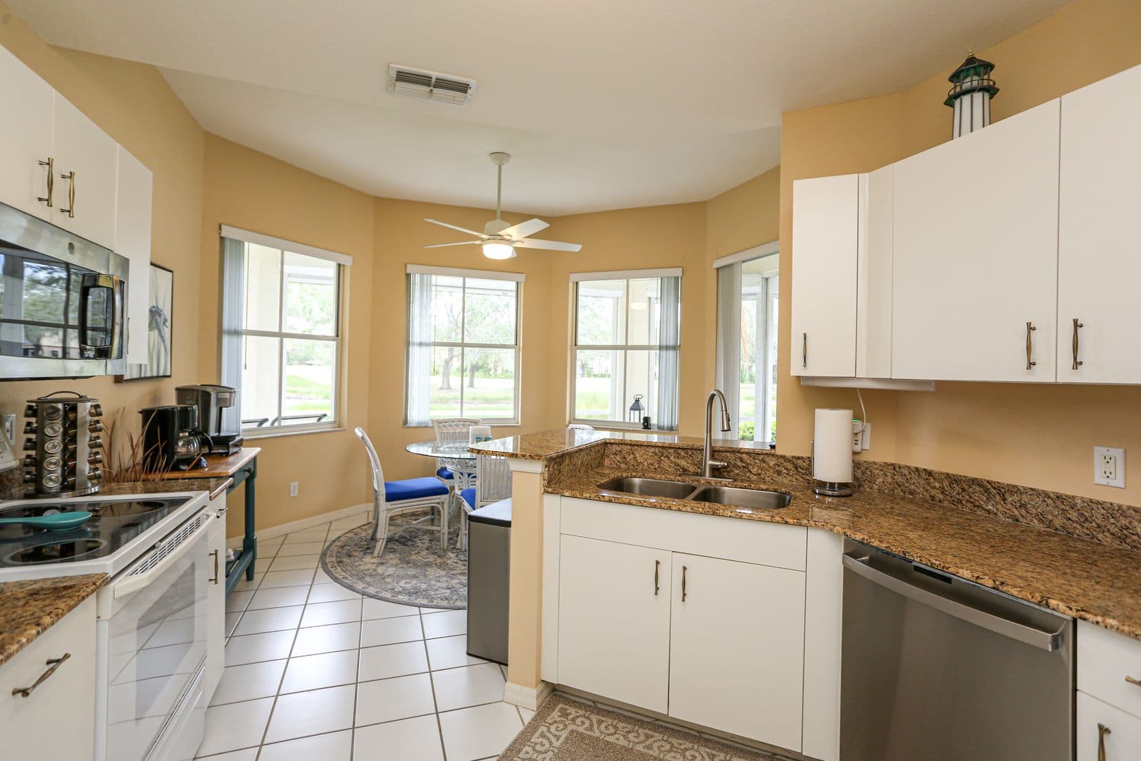 Bonita Springs House: 9111 Las Maderas Drive Unit 102