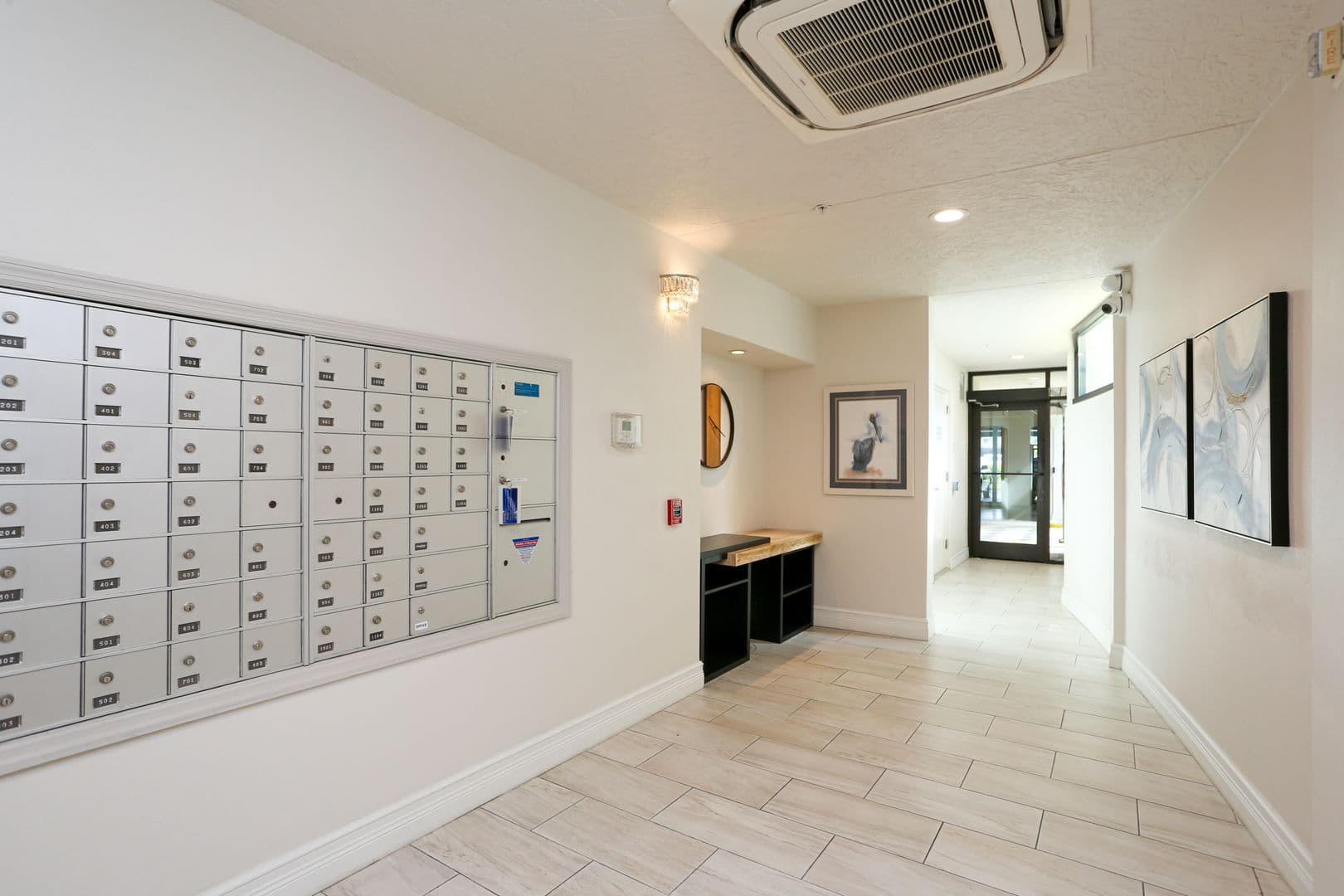 Naples House: 430 Cove Tower Drive Unit 1202
