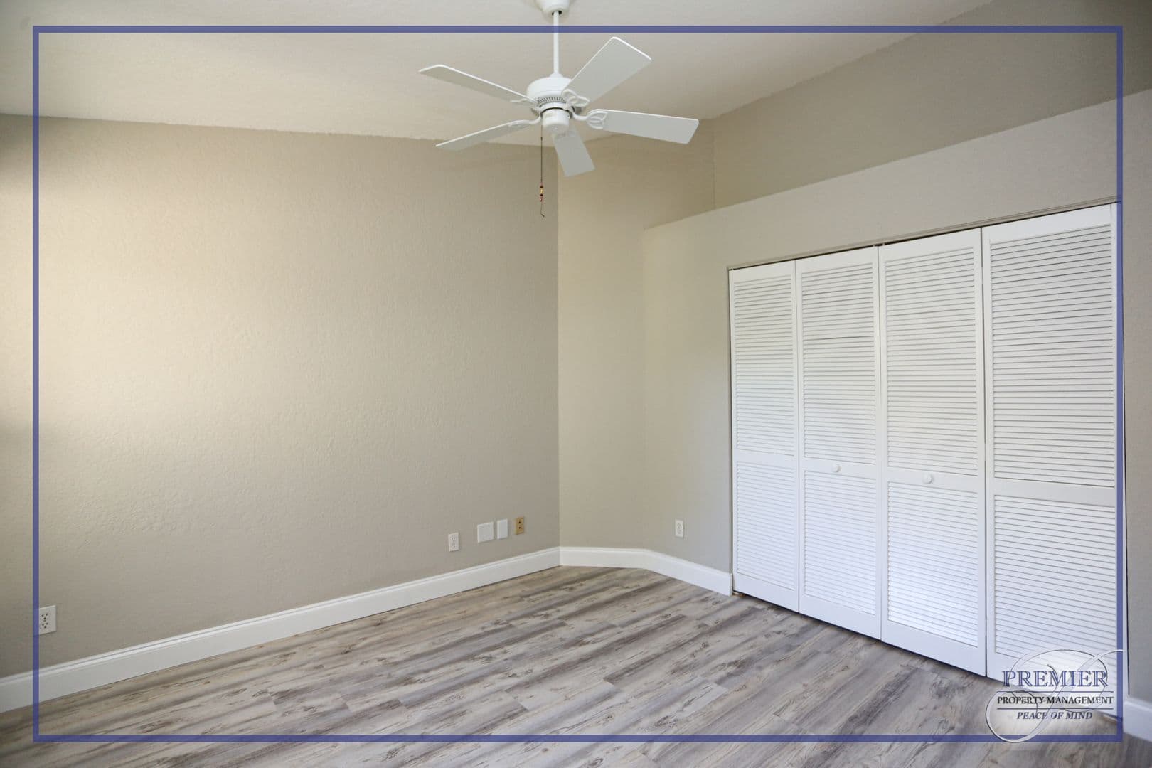 Naples House: 402 Emerald Bay Circle #E7