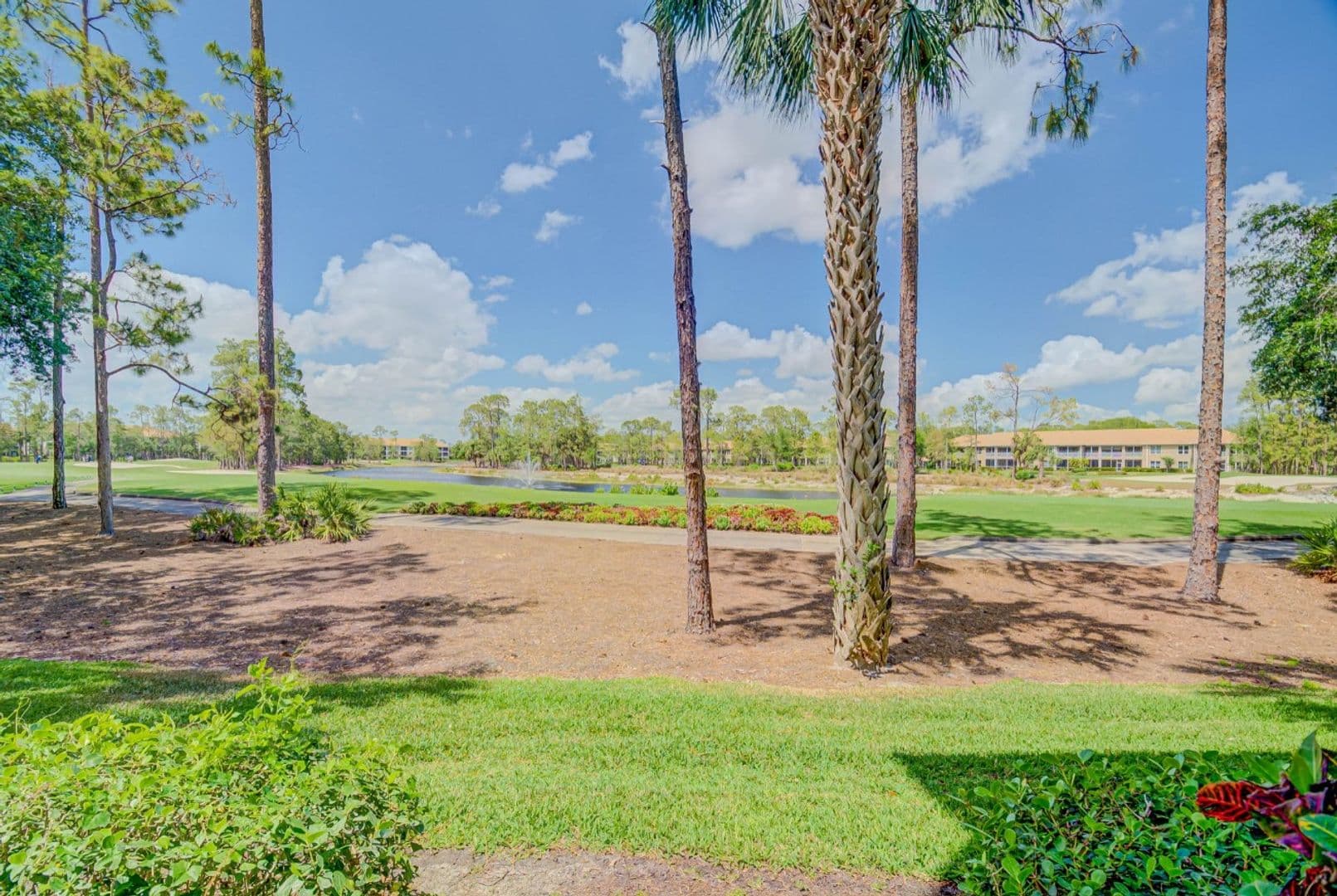 Naples House: 8223 Parkstone Place Unit 102