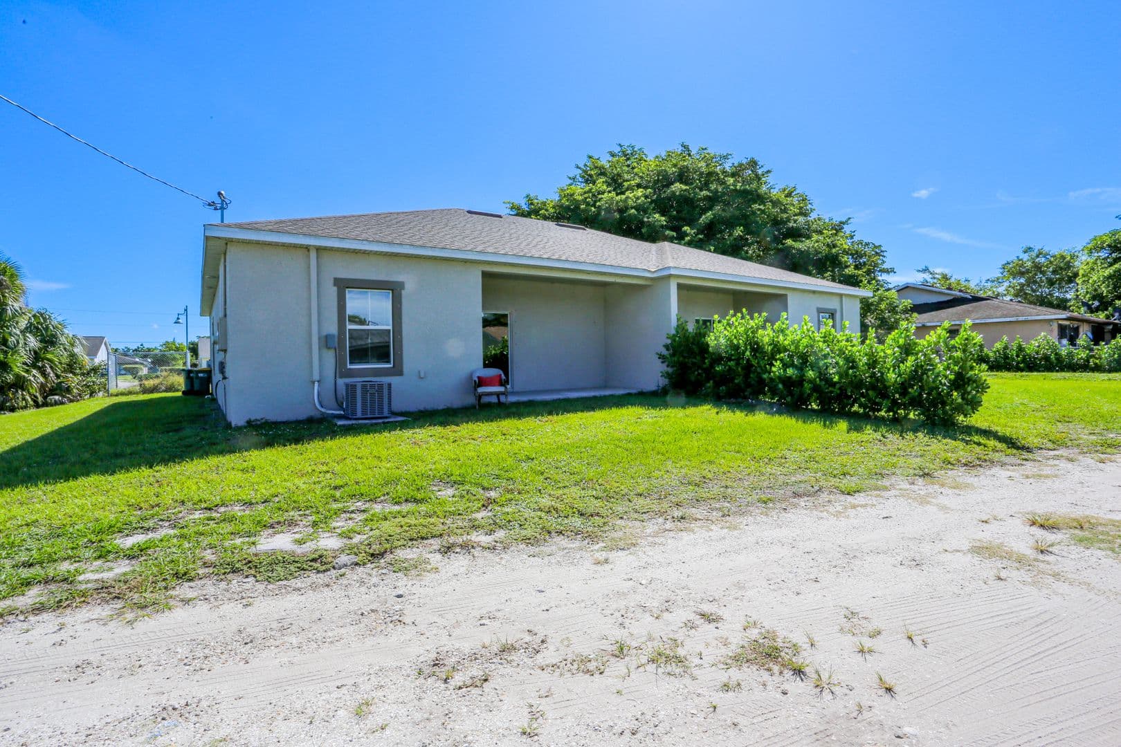 Naples Apartment: 2061 Sunshine Boulevard