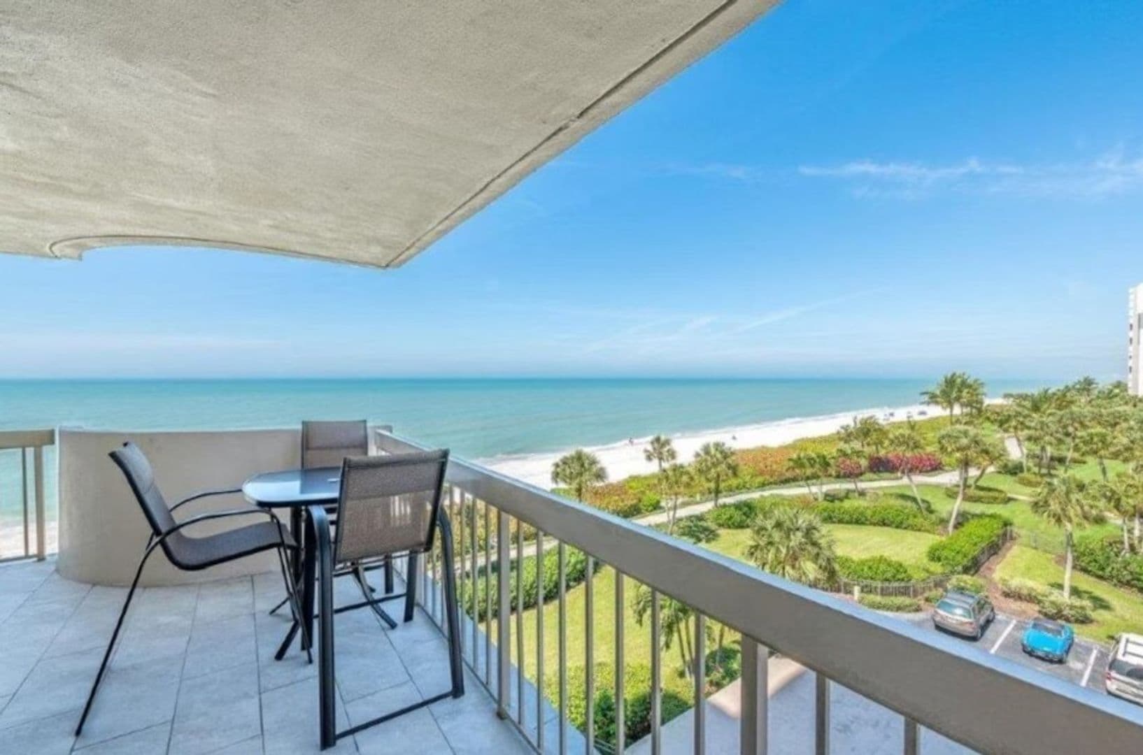 Naples Condo: 4005 Gulf Shore Boulevard North Unit #407