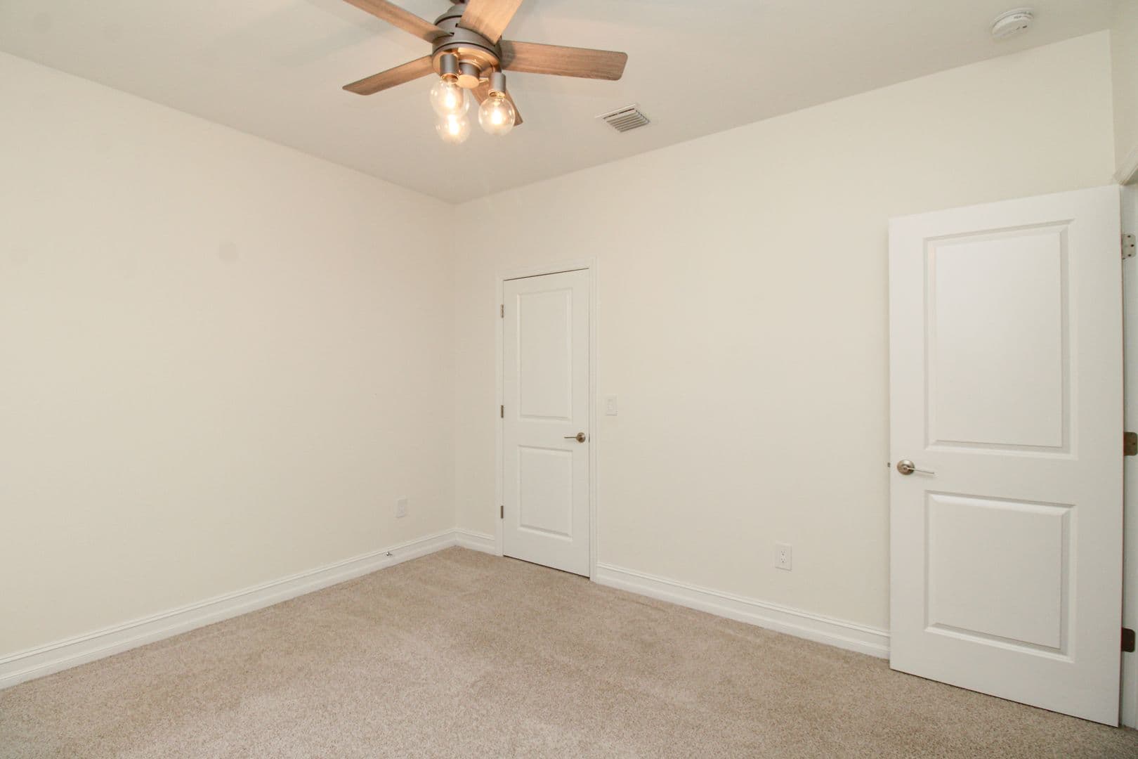 Naples House: 7421 Rockefeller Drive