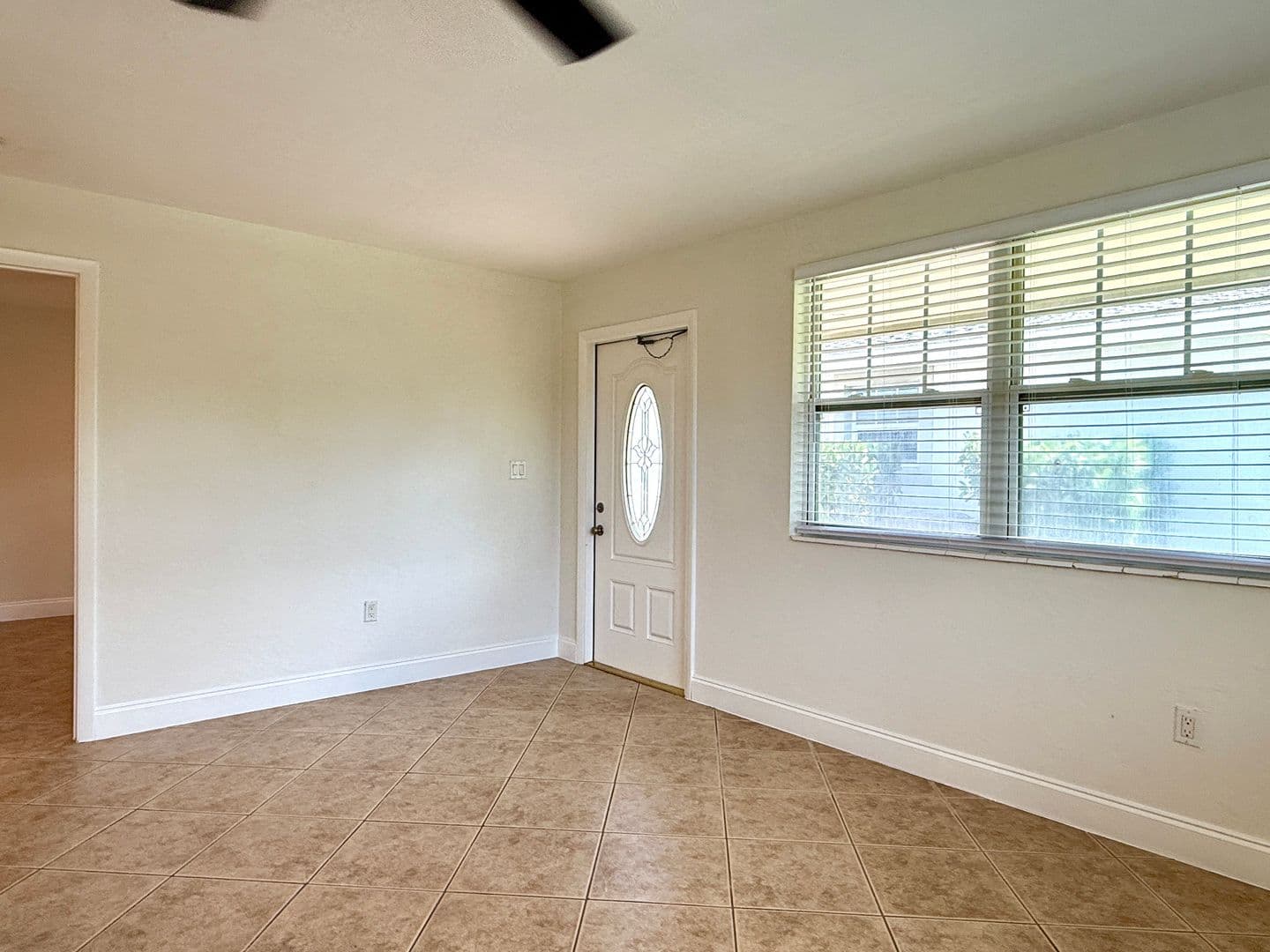 Naples House: 740 109th Avenue N