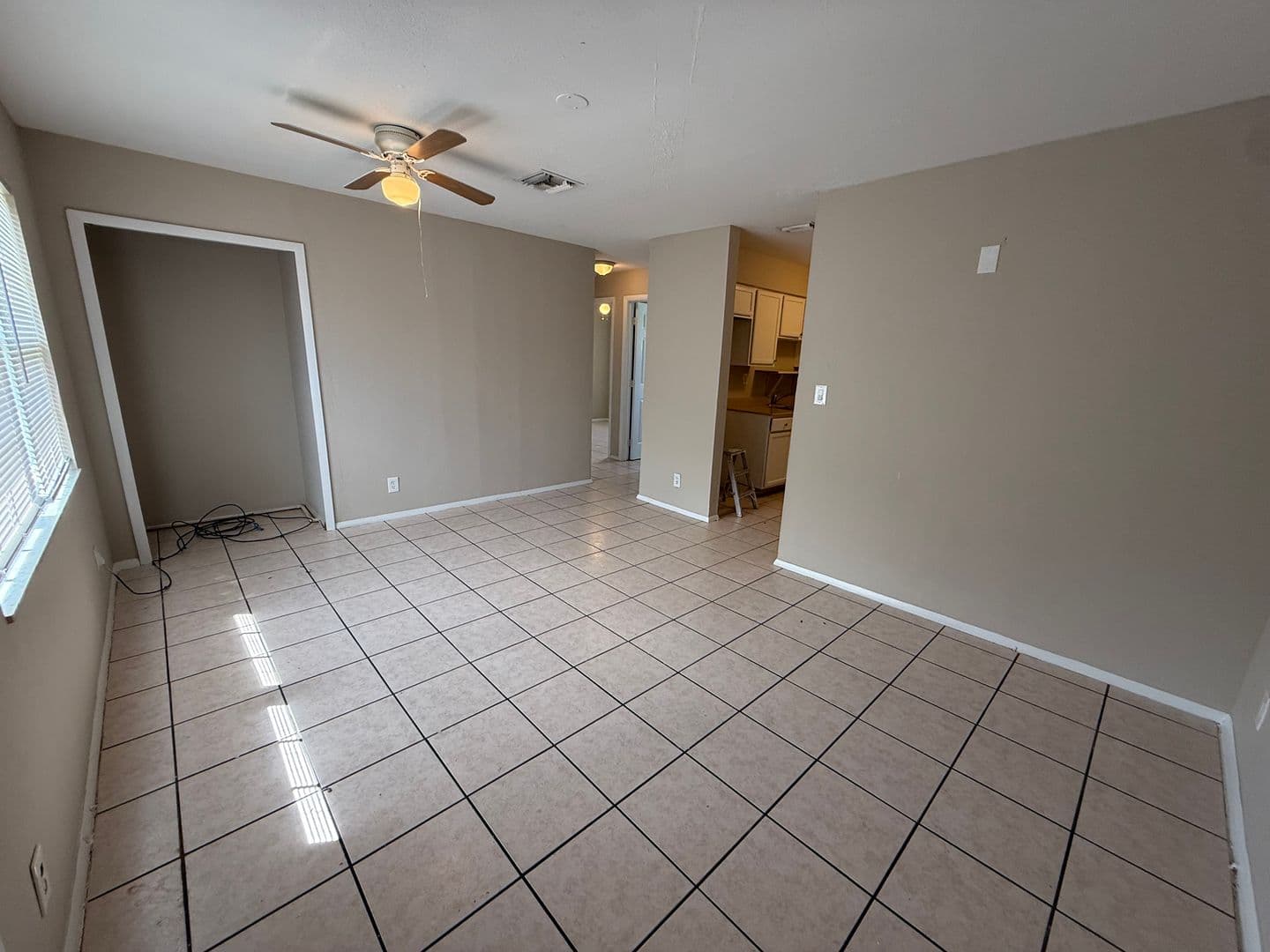 Fort Myers Apartment: 5645 6th Avenue