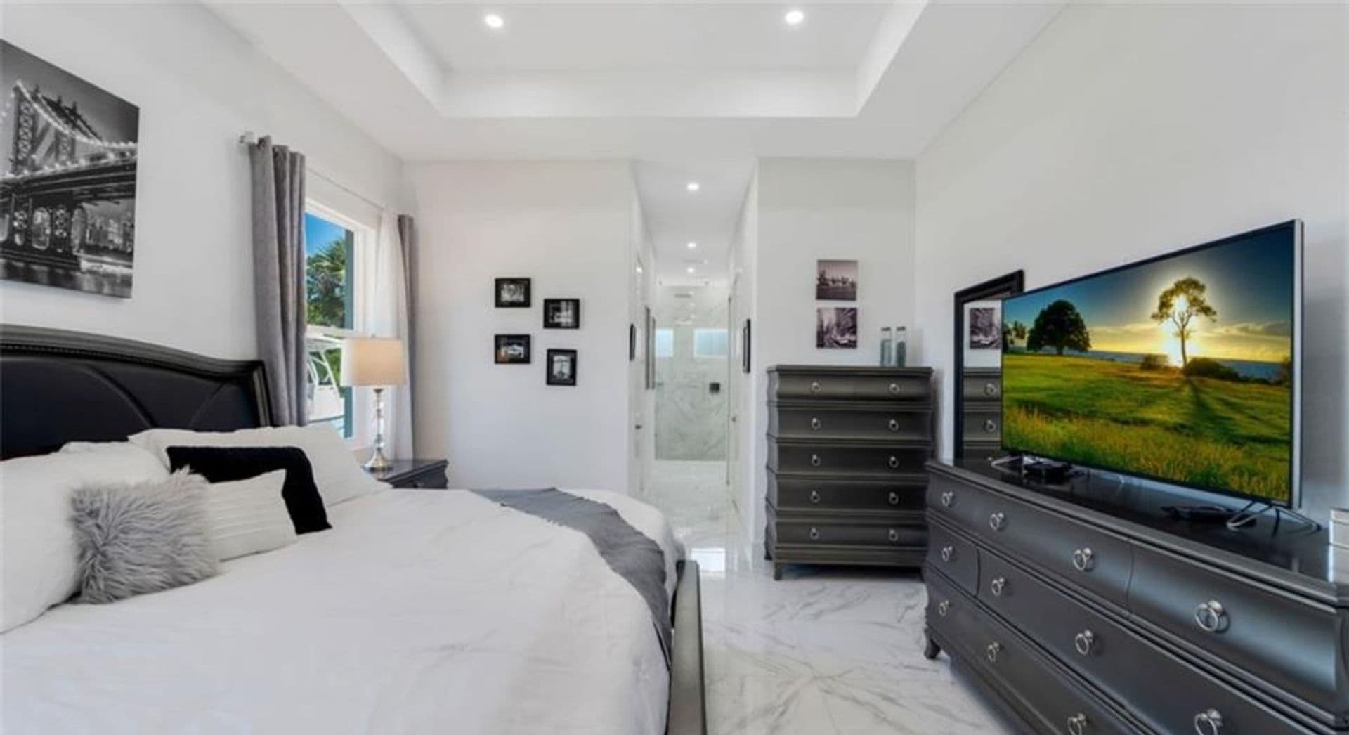 Naples House: 3502 40th Ave SE