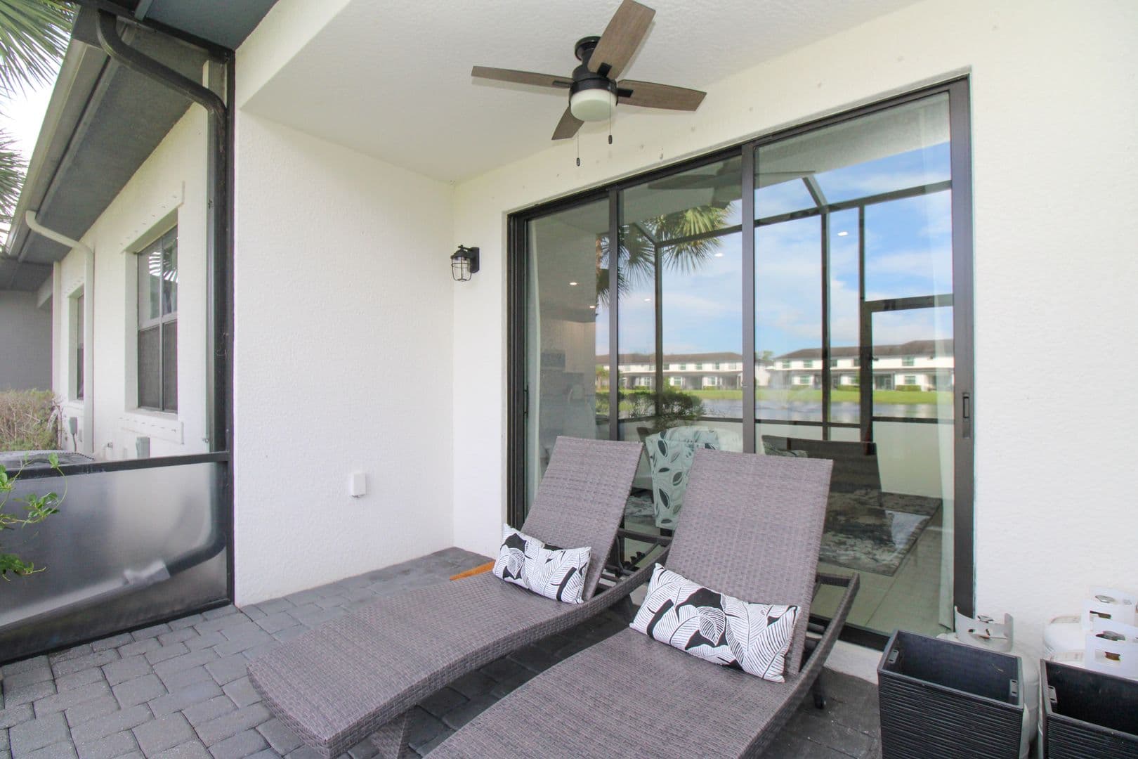Naples House: 7421 Rockefeller Drive